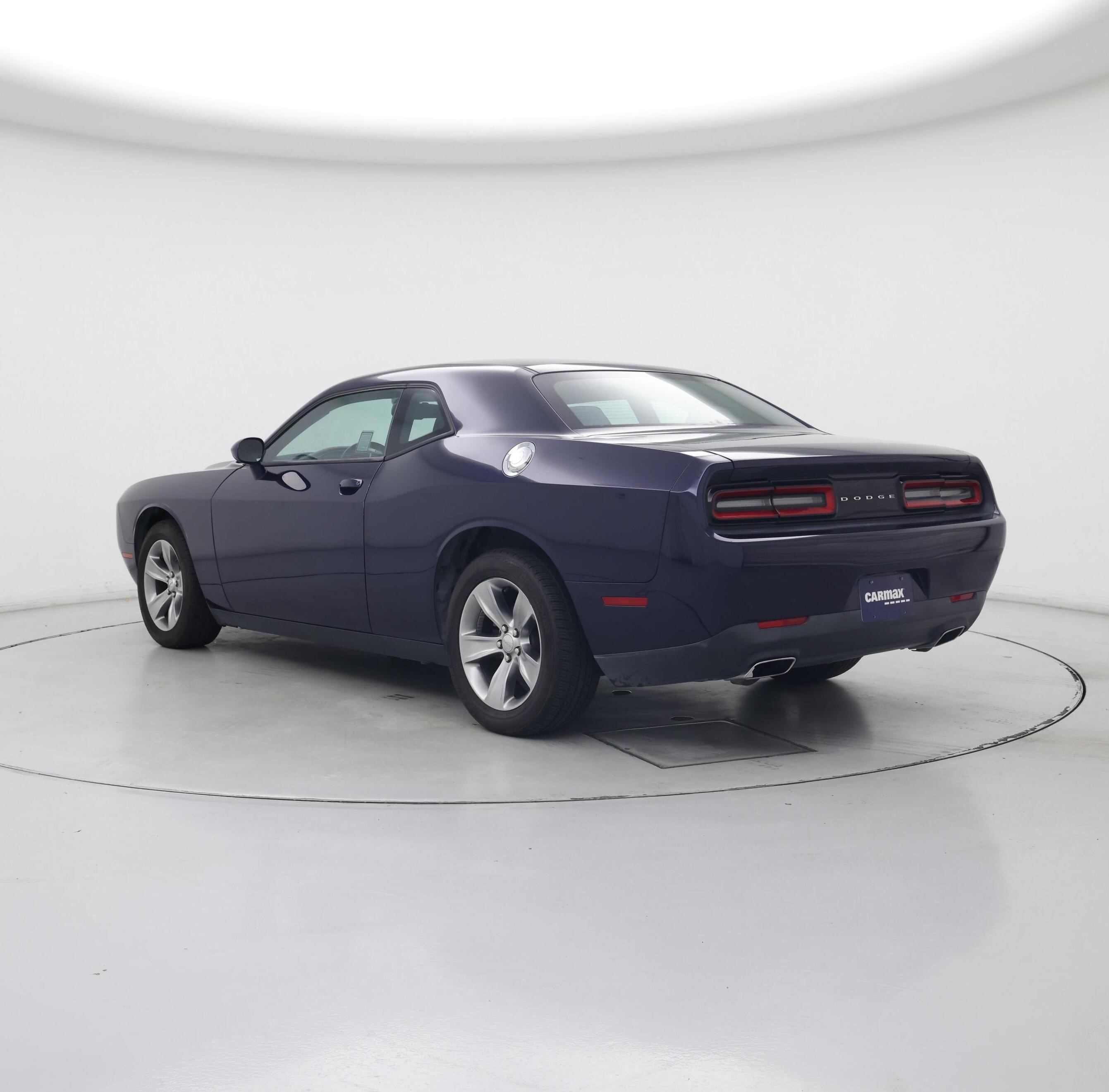 Thumbnail: 2016 Dodge Challenger - 2