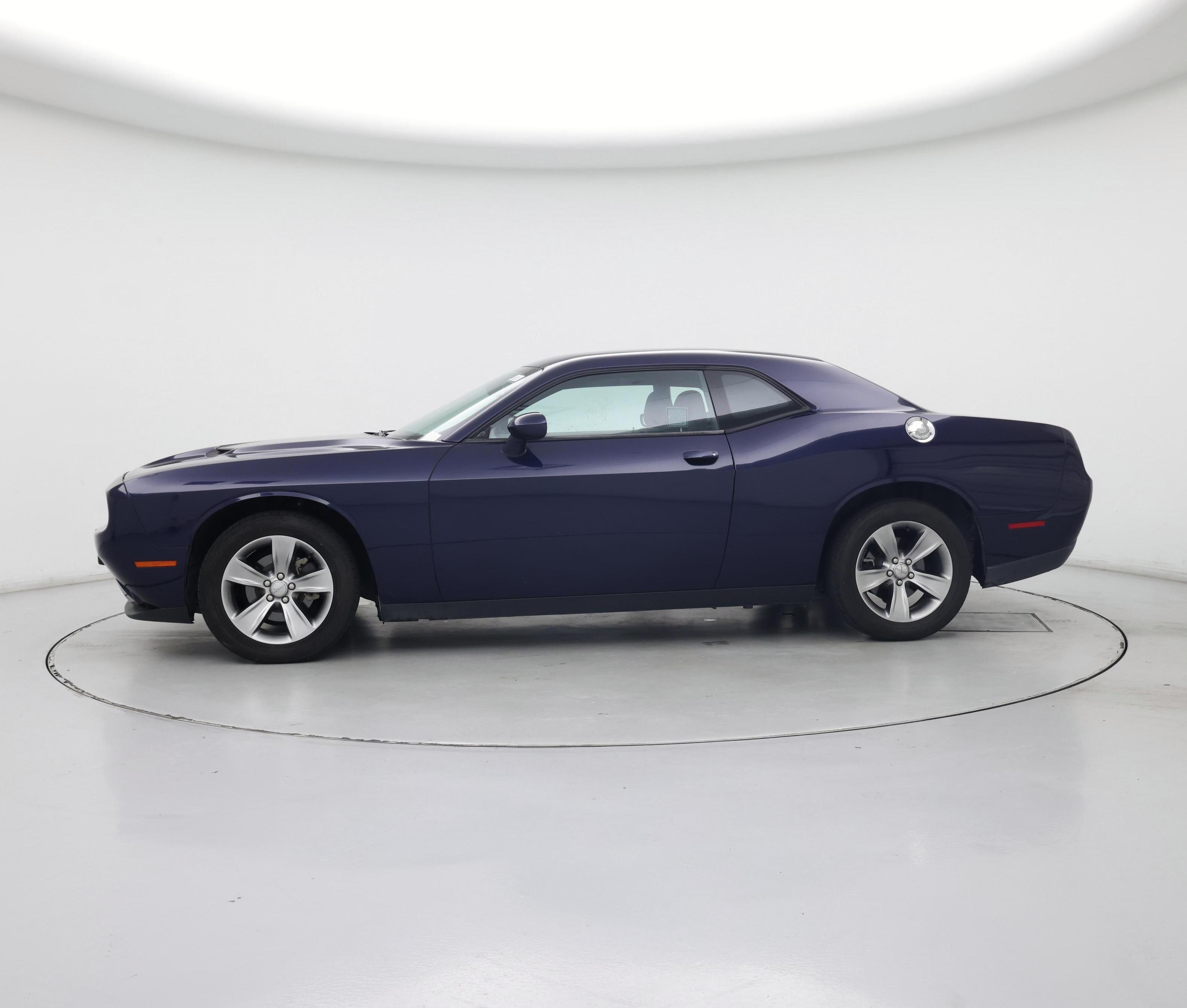 Thumbnail: 2016 Dodge Challenger - 3