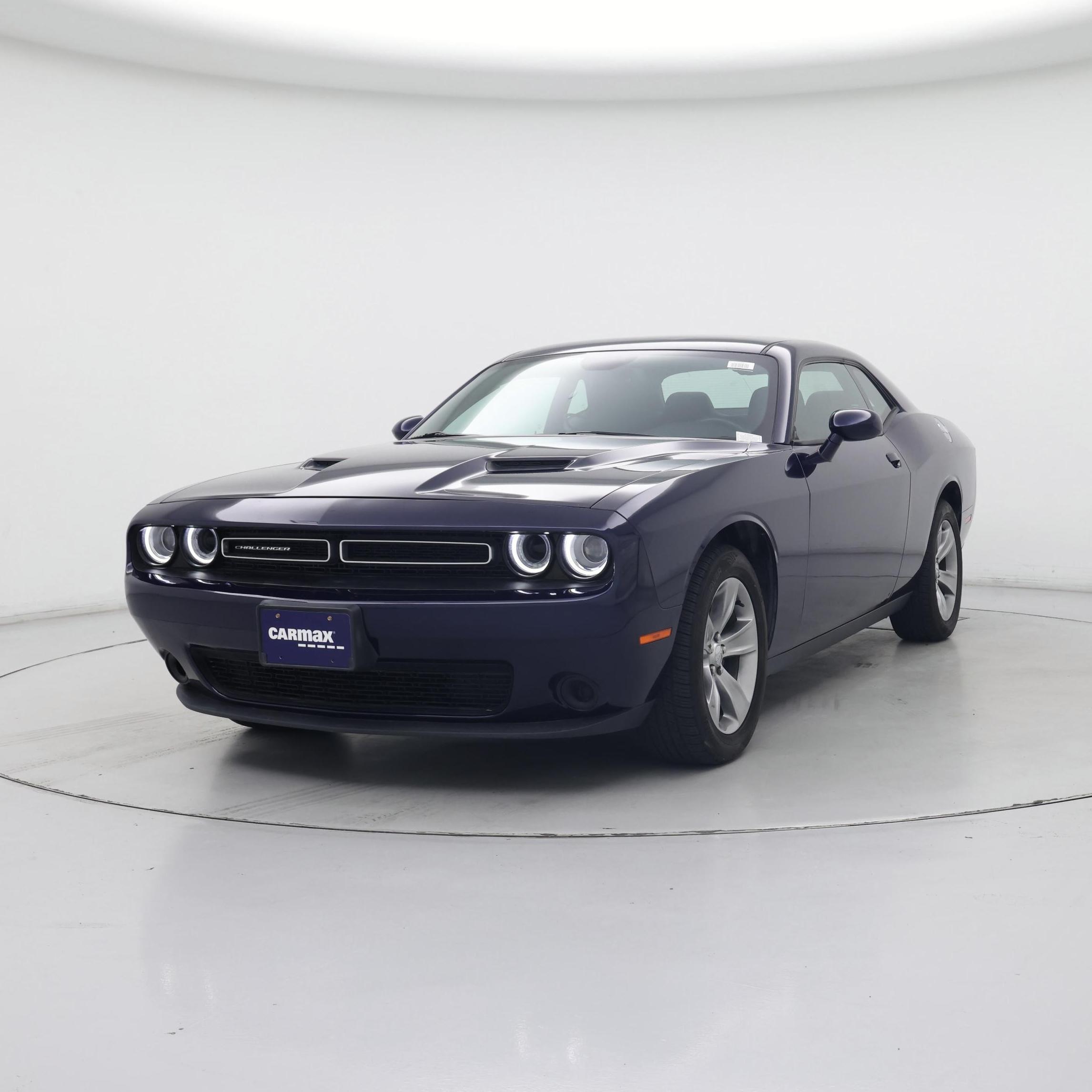 Thumbnail: 2016 Dodge Challenger - 4