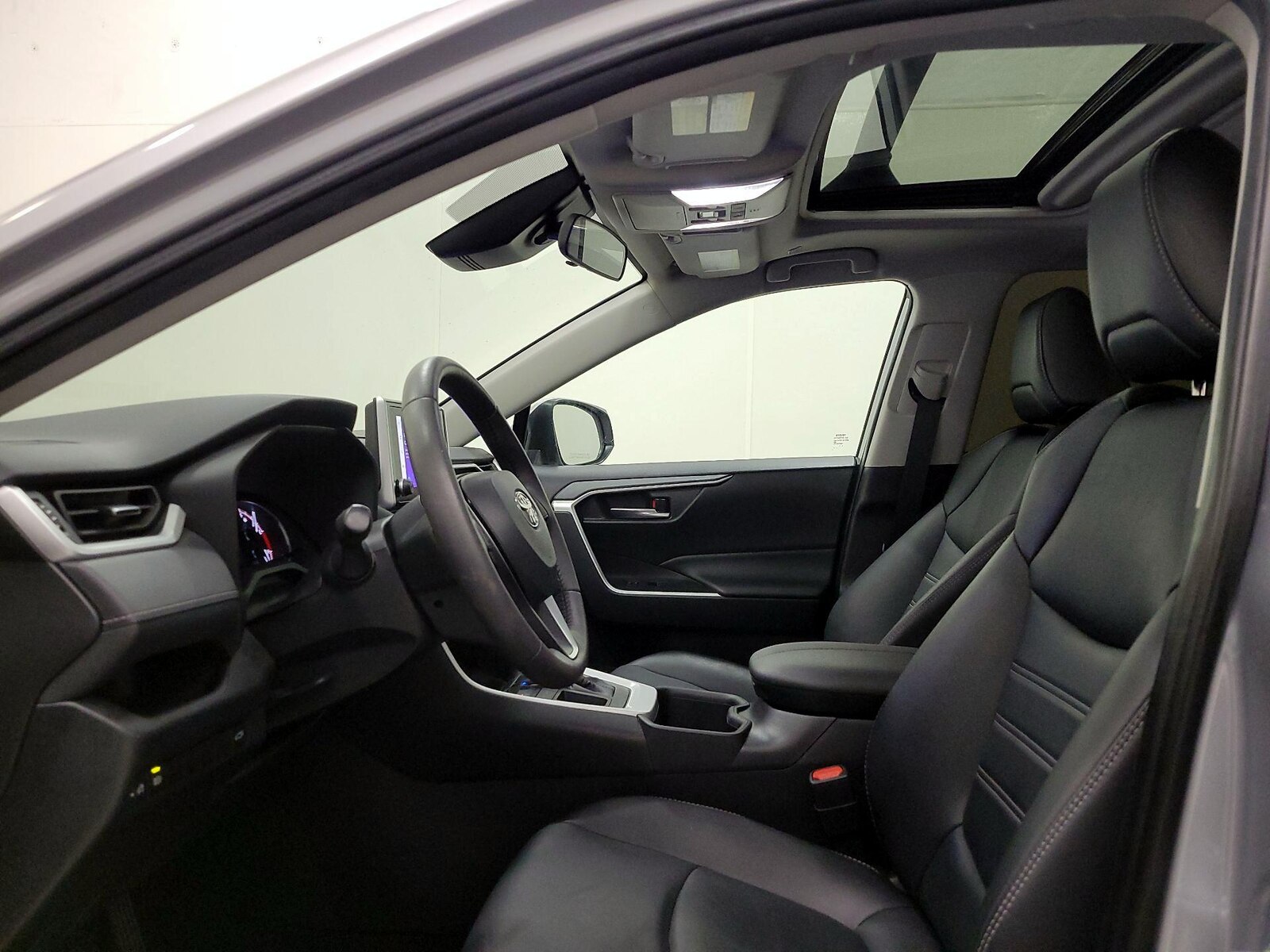 2024 Toyota RAV4 XLE Premium - Photo 18