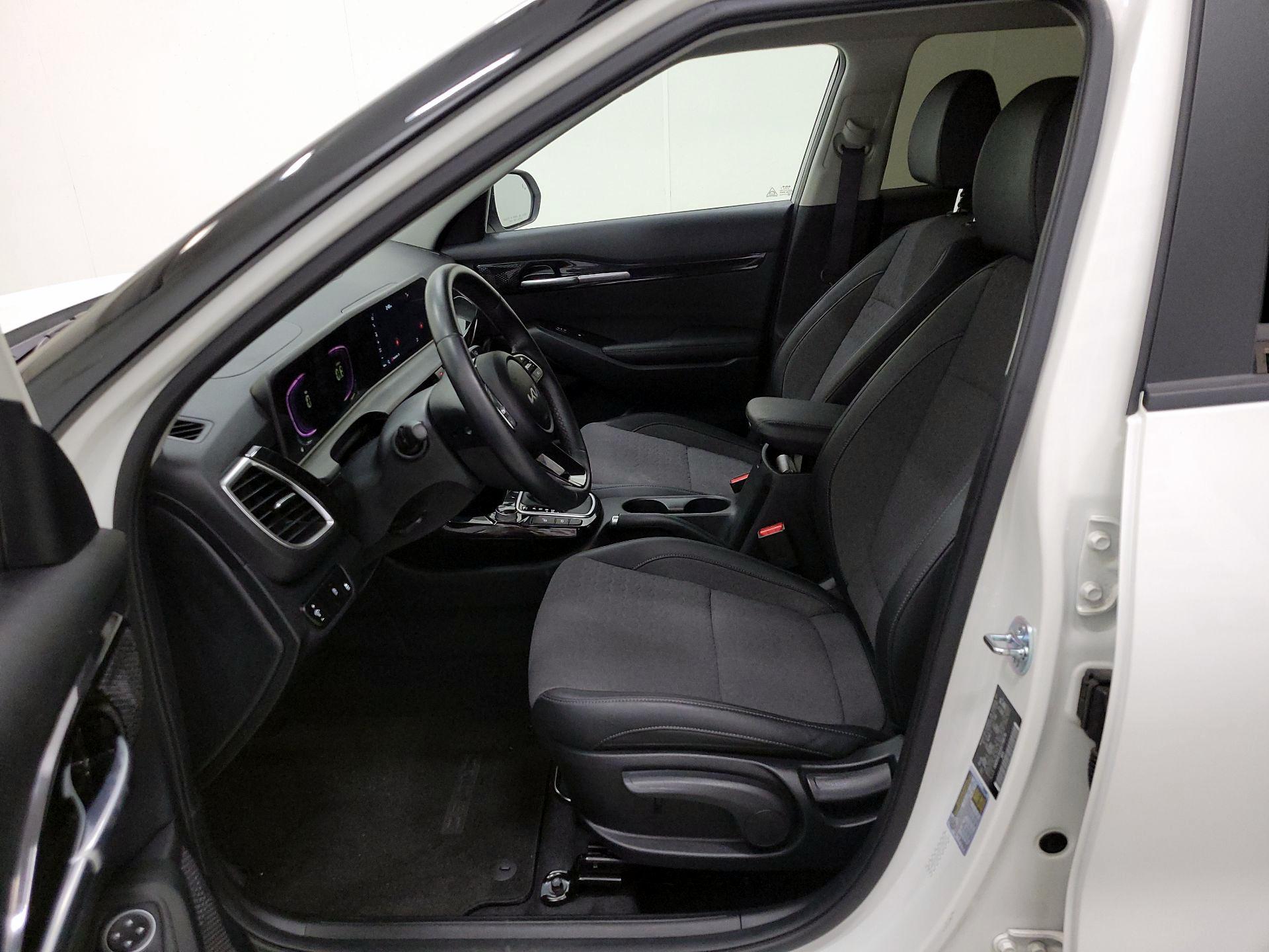 Thumbnail: 2025 Kia Seltos - 11