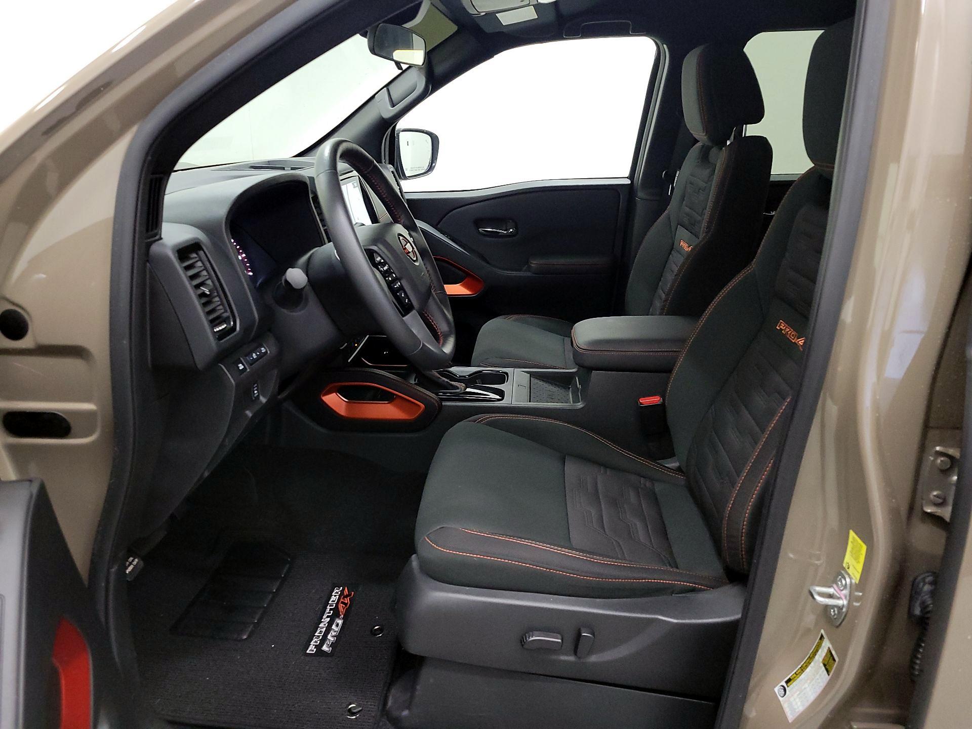 Thumbnail: 2024 Nissan Frontier - 11