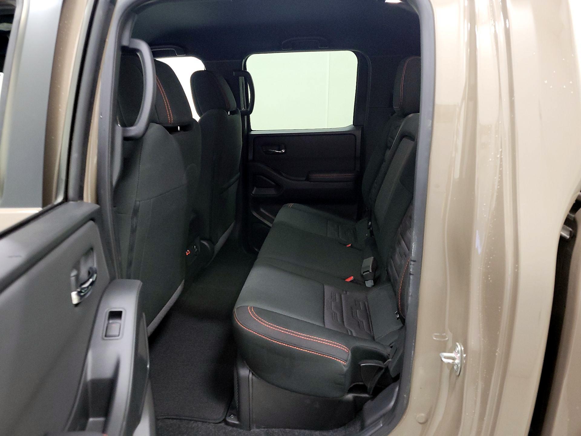 Thumbnail: 2024 Nissan Frontier - 19