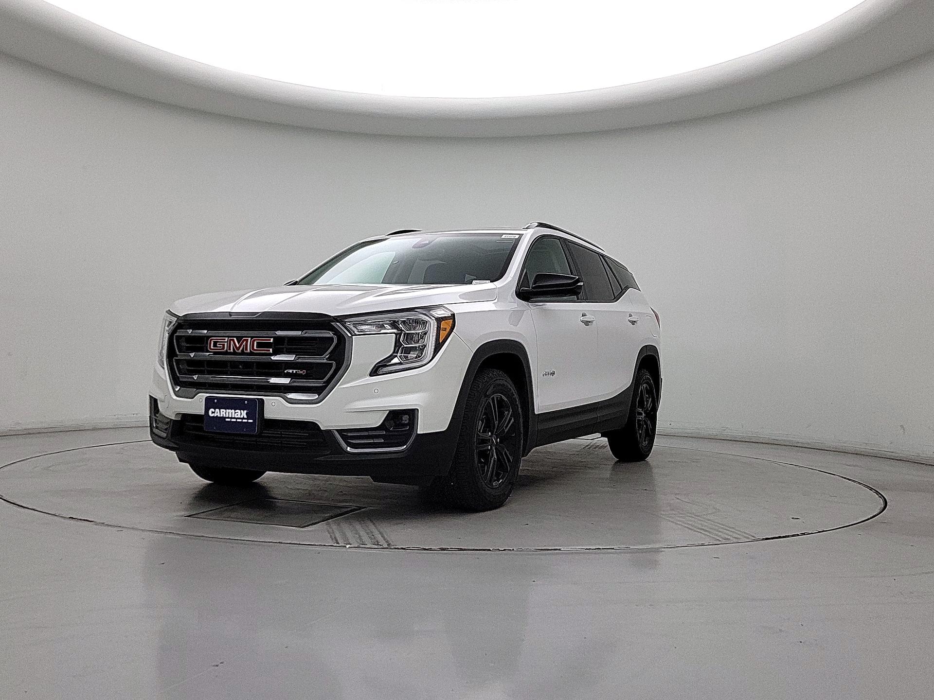 Thumbnail: 2024 GMC Terrain - 3