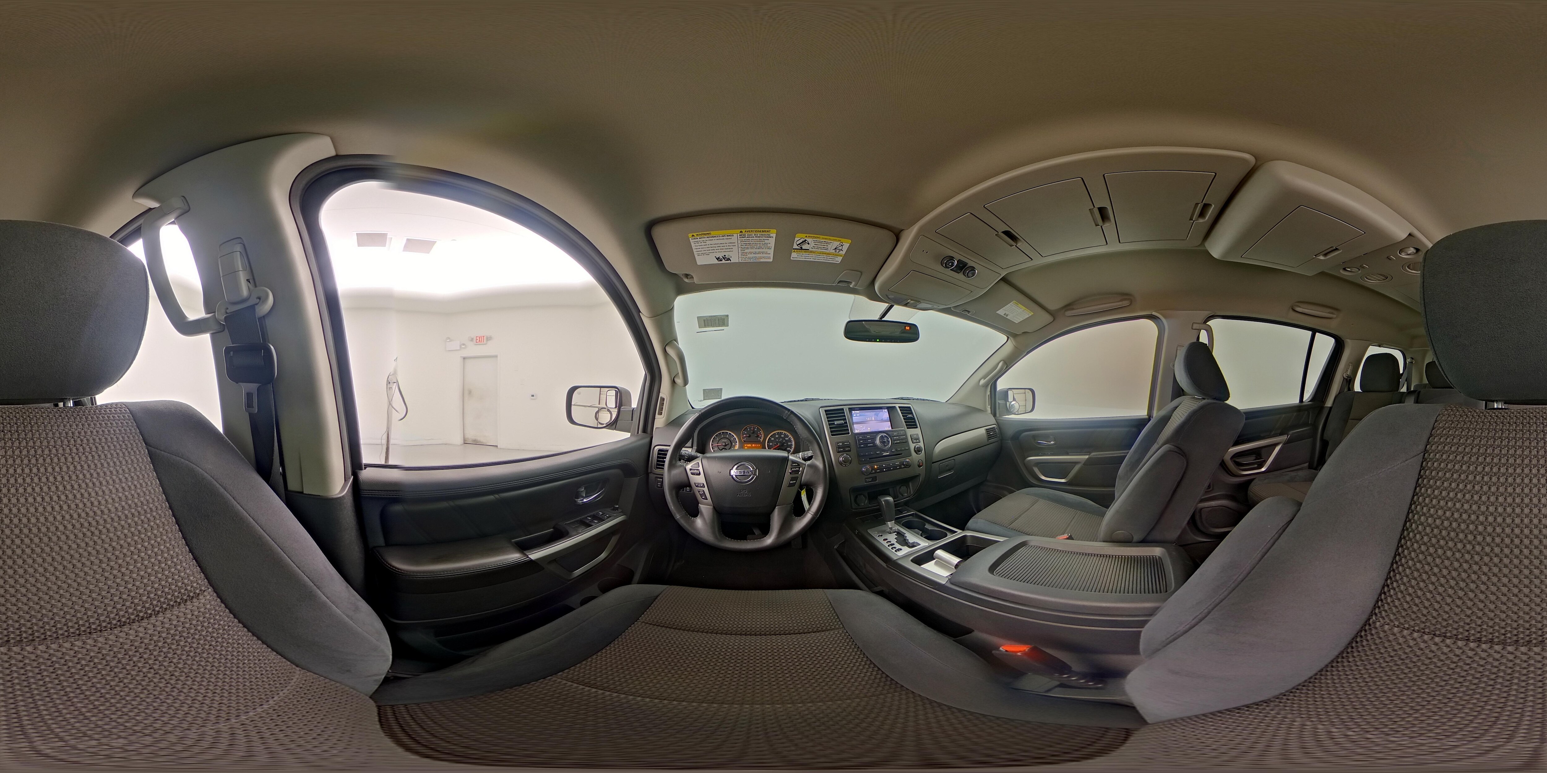 2015 Nissan Armada SV - Photo 26