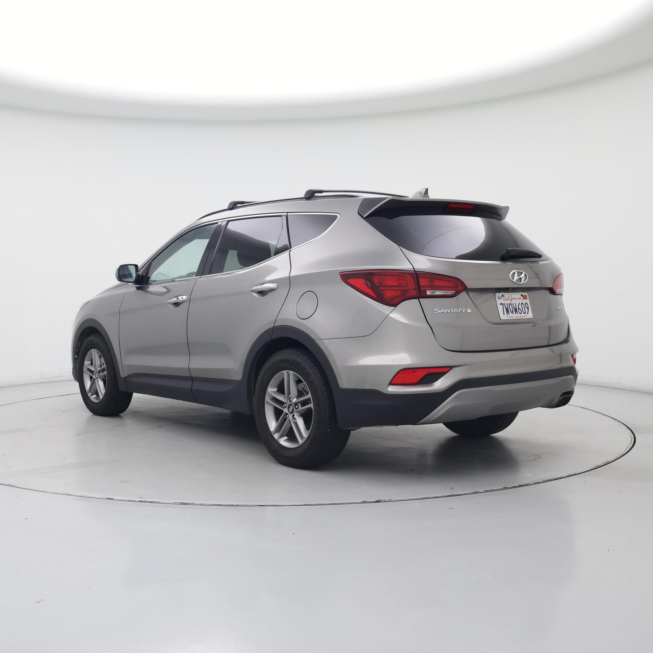 Thumbnail: 2017 Hyundai Santa Fe - 2