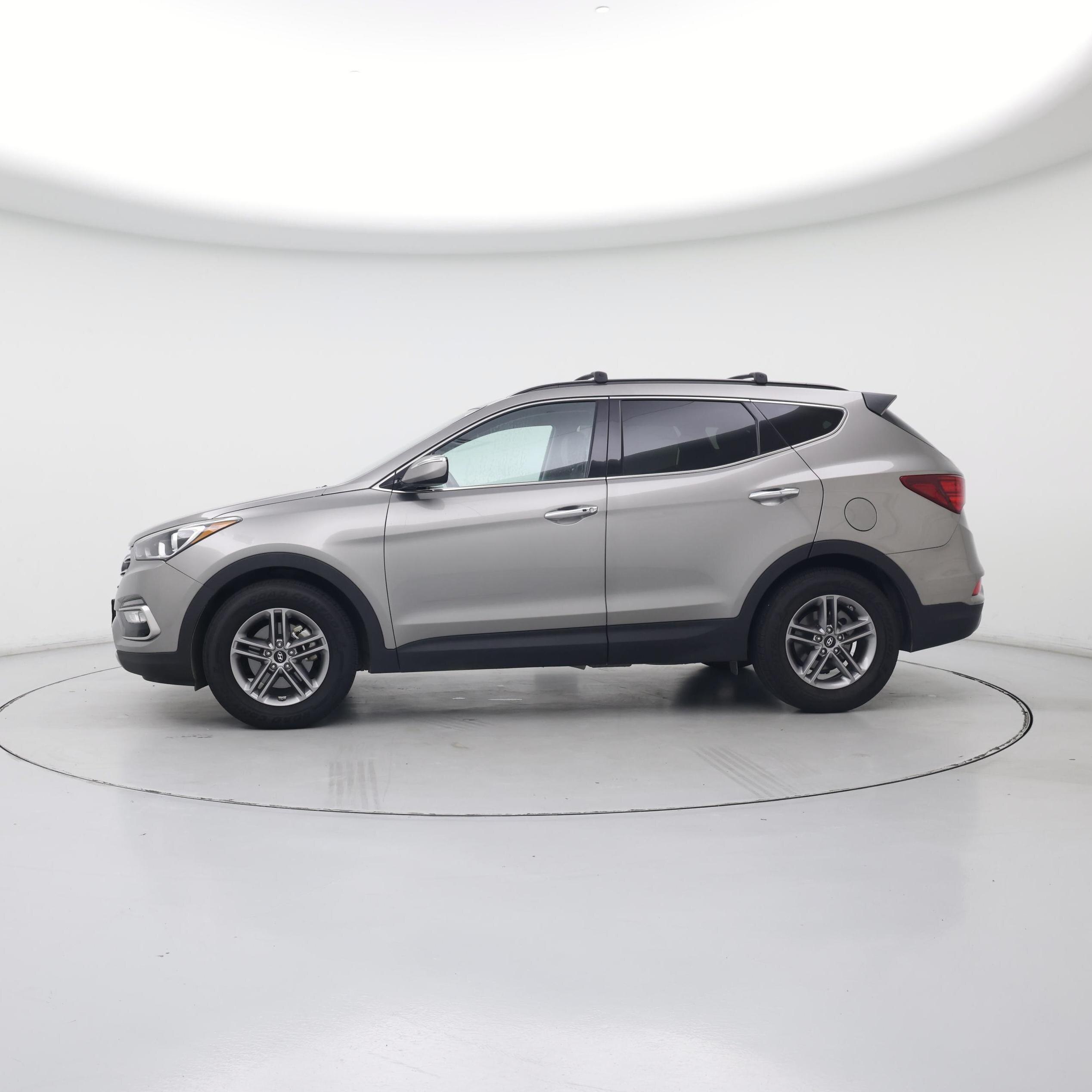 Thumbnail: 2017 Hyundai Santa Fe - 3