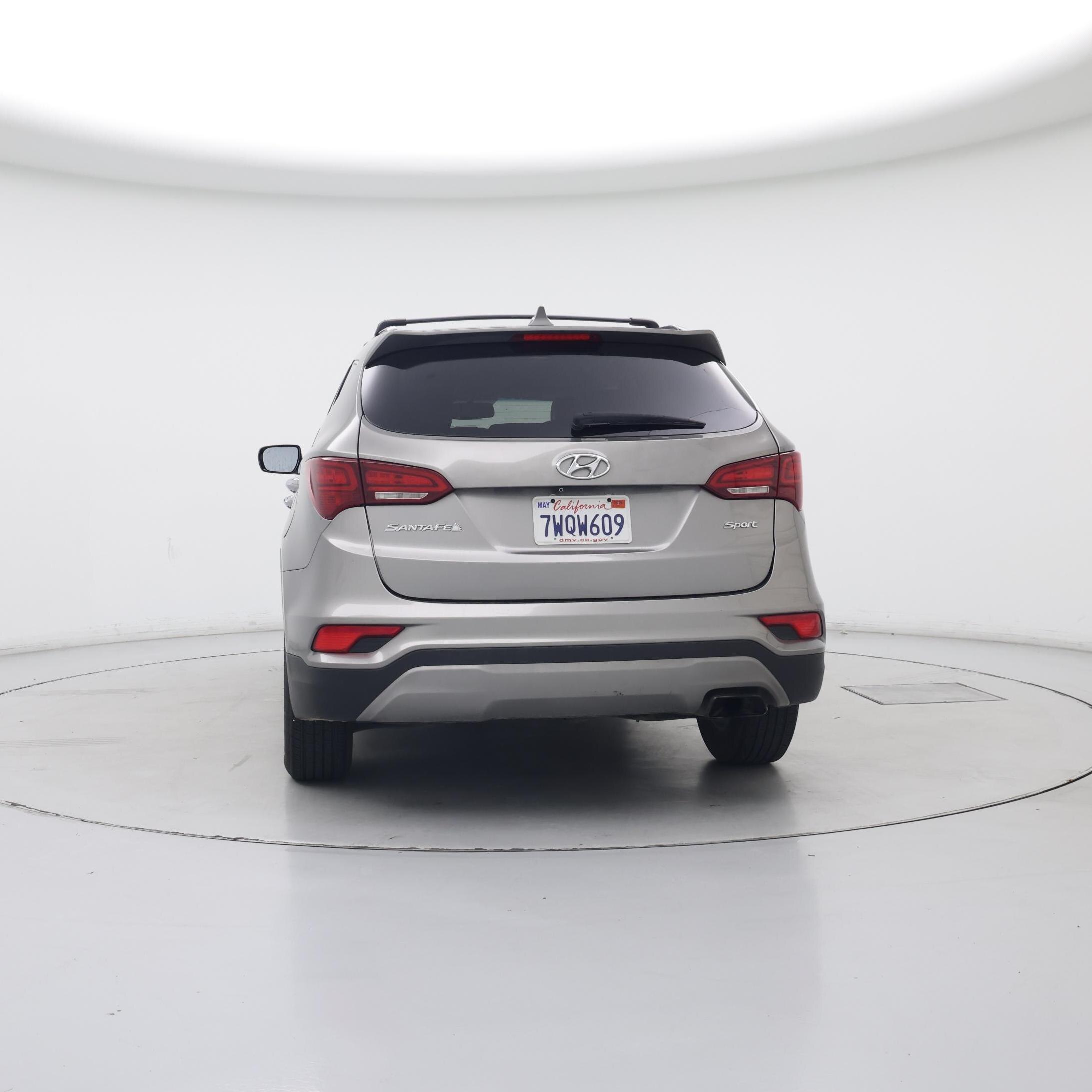 Thumbnail: 2017 Hyundai Santa Fe - 6