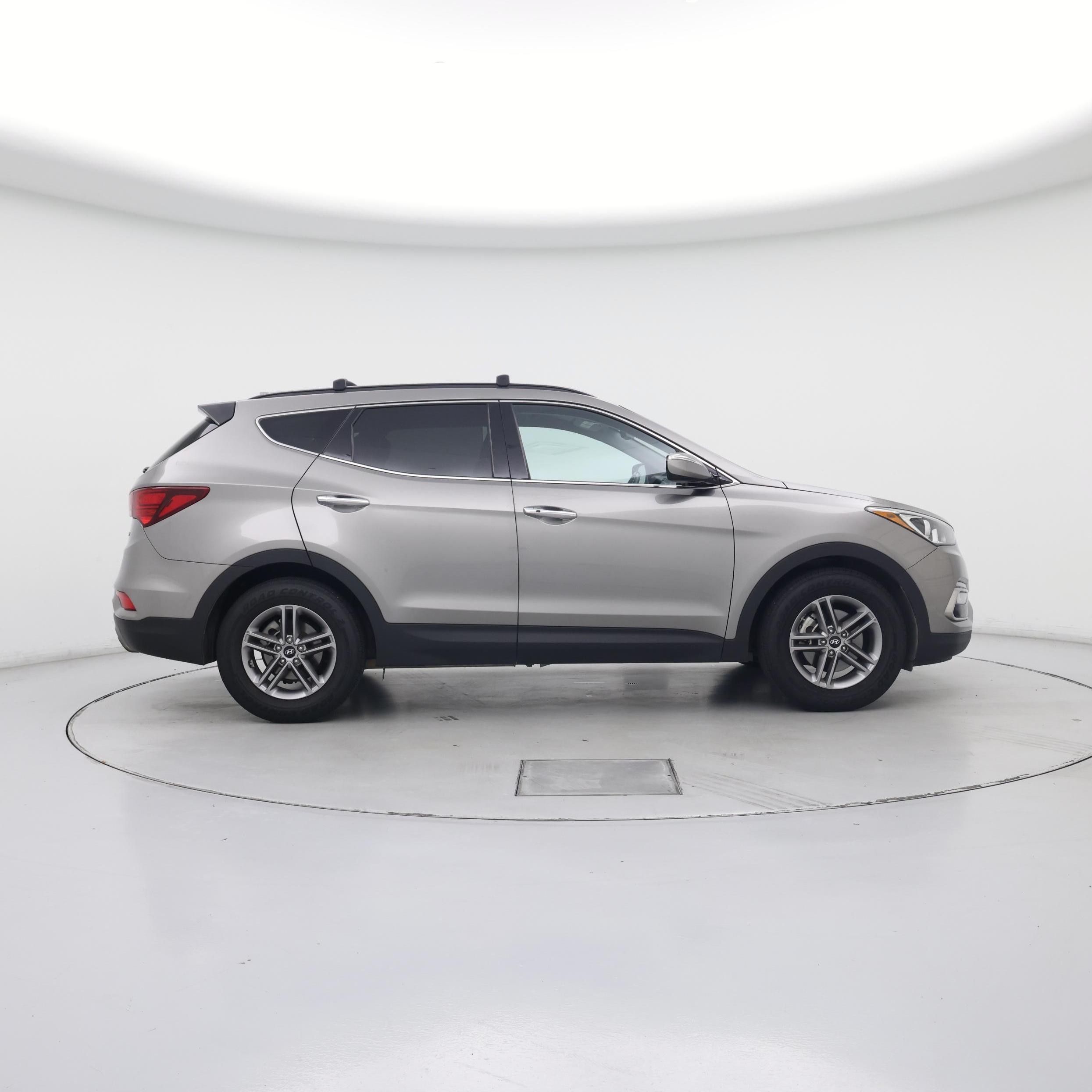 Thumbnail: 2017 Hyundai Santa Fe - 7