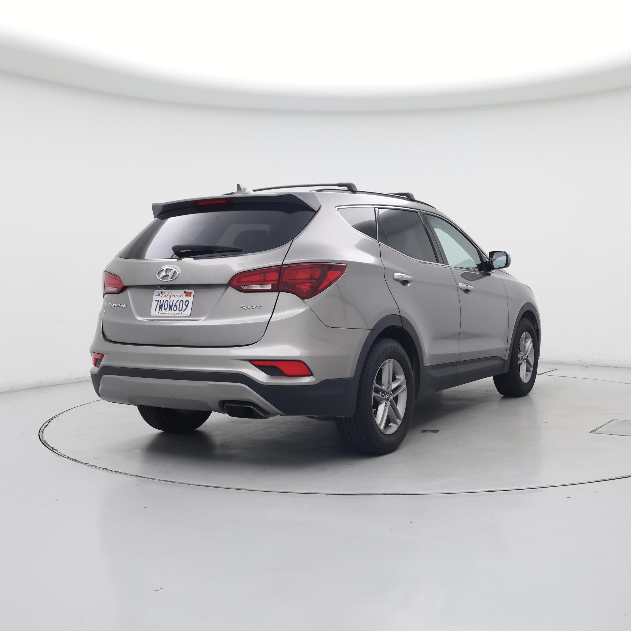 Thumbnail: 2017 Hyundai Santa Fe - 8