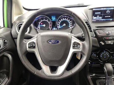 Steering Wheel & Instrument Cluster (On)