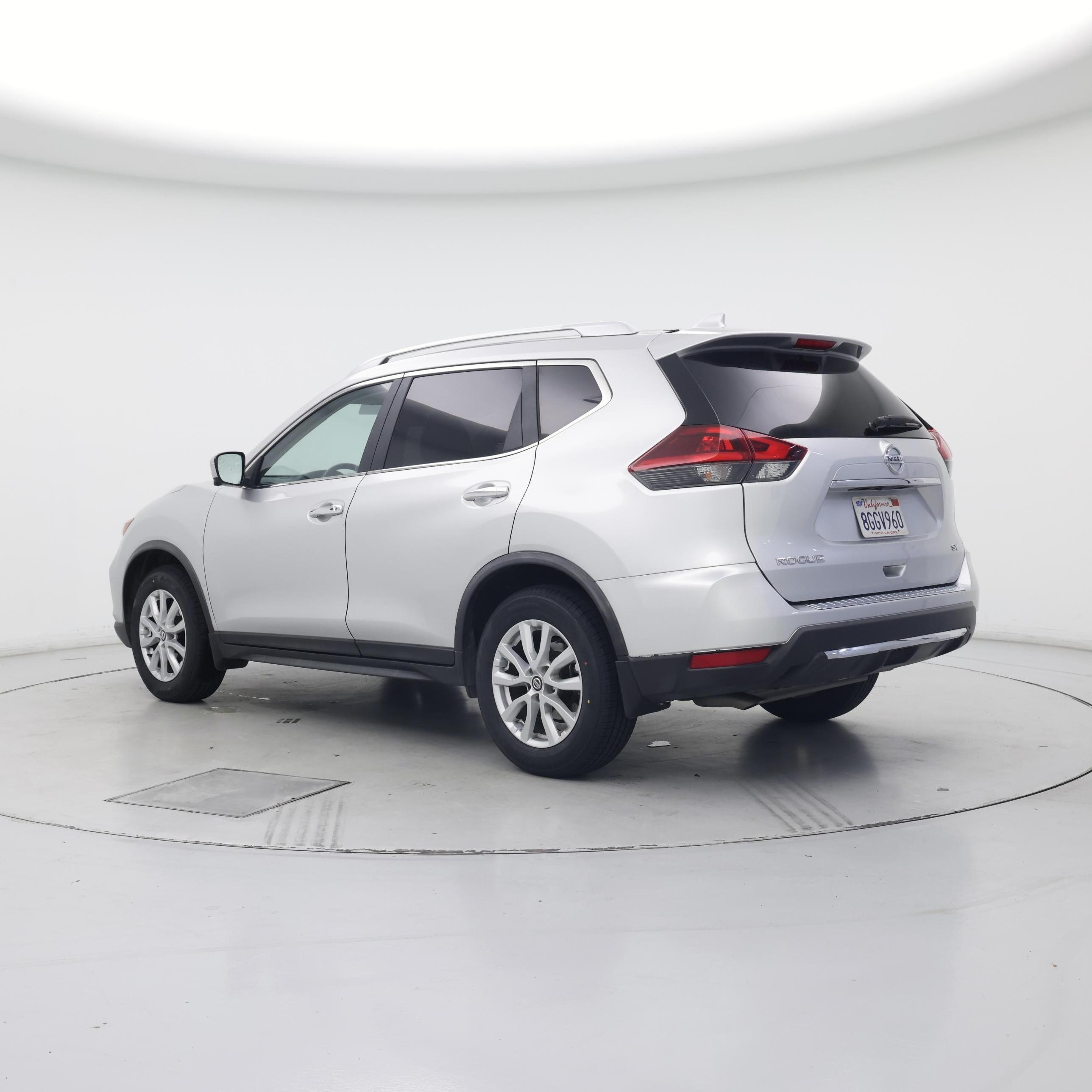 Thumbnail: 2018 Nissan Rogue - 2
