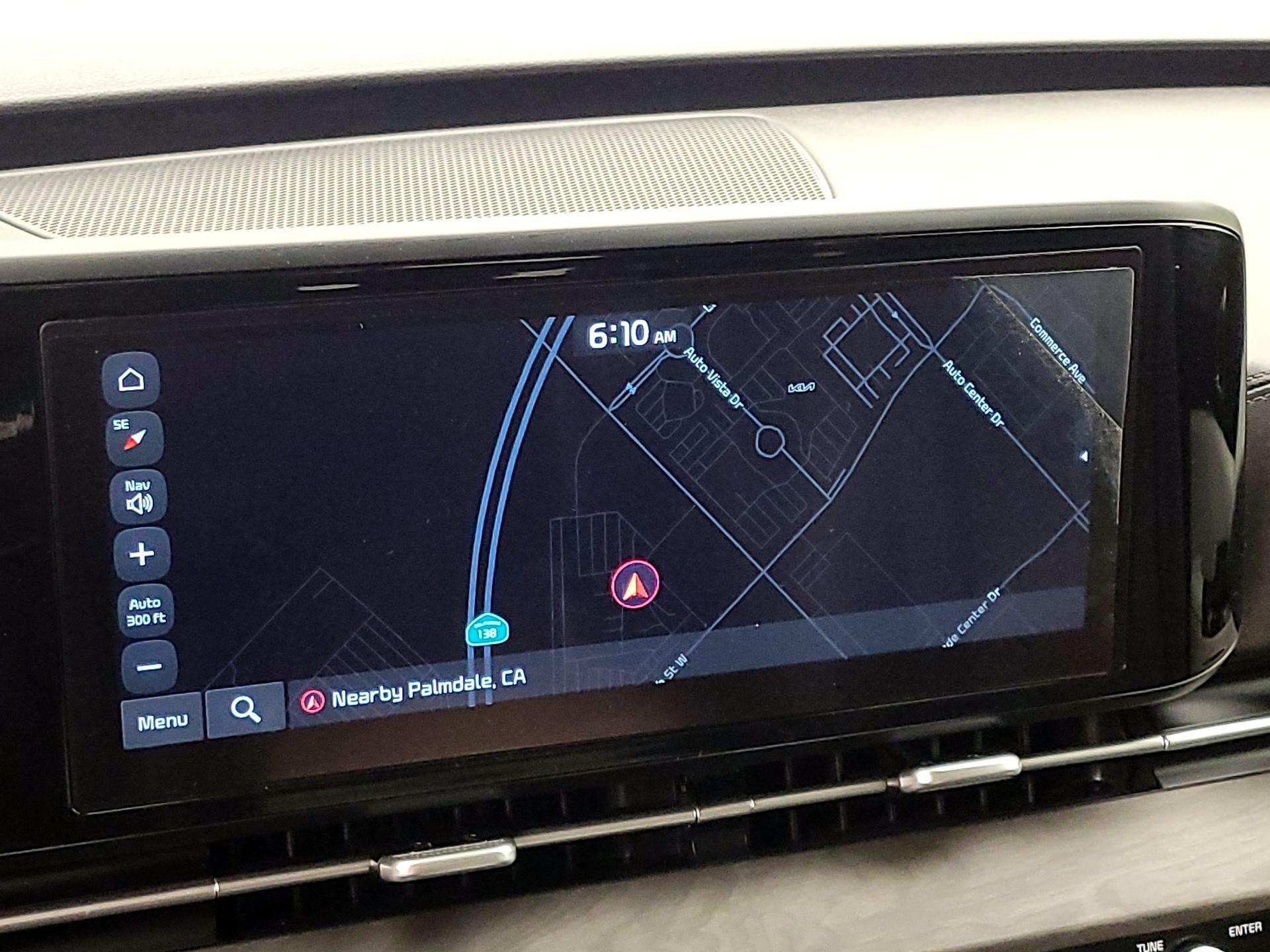 Thumbnail: 2023 Kia Carnival - 14