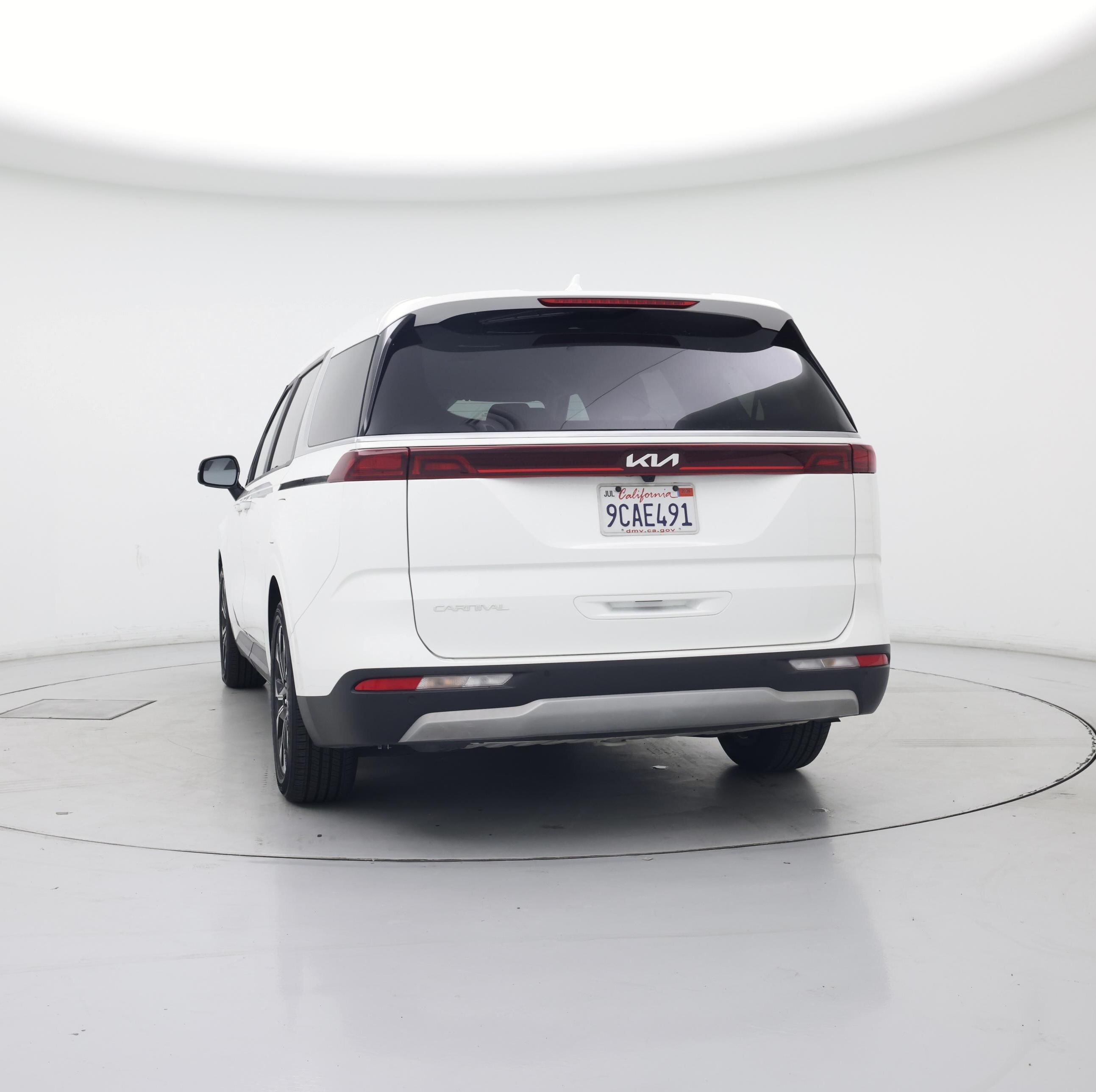 Thumbnail: 2023 Kia Carnival - 6