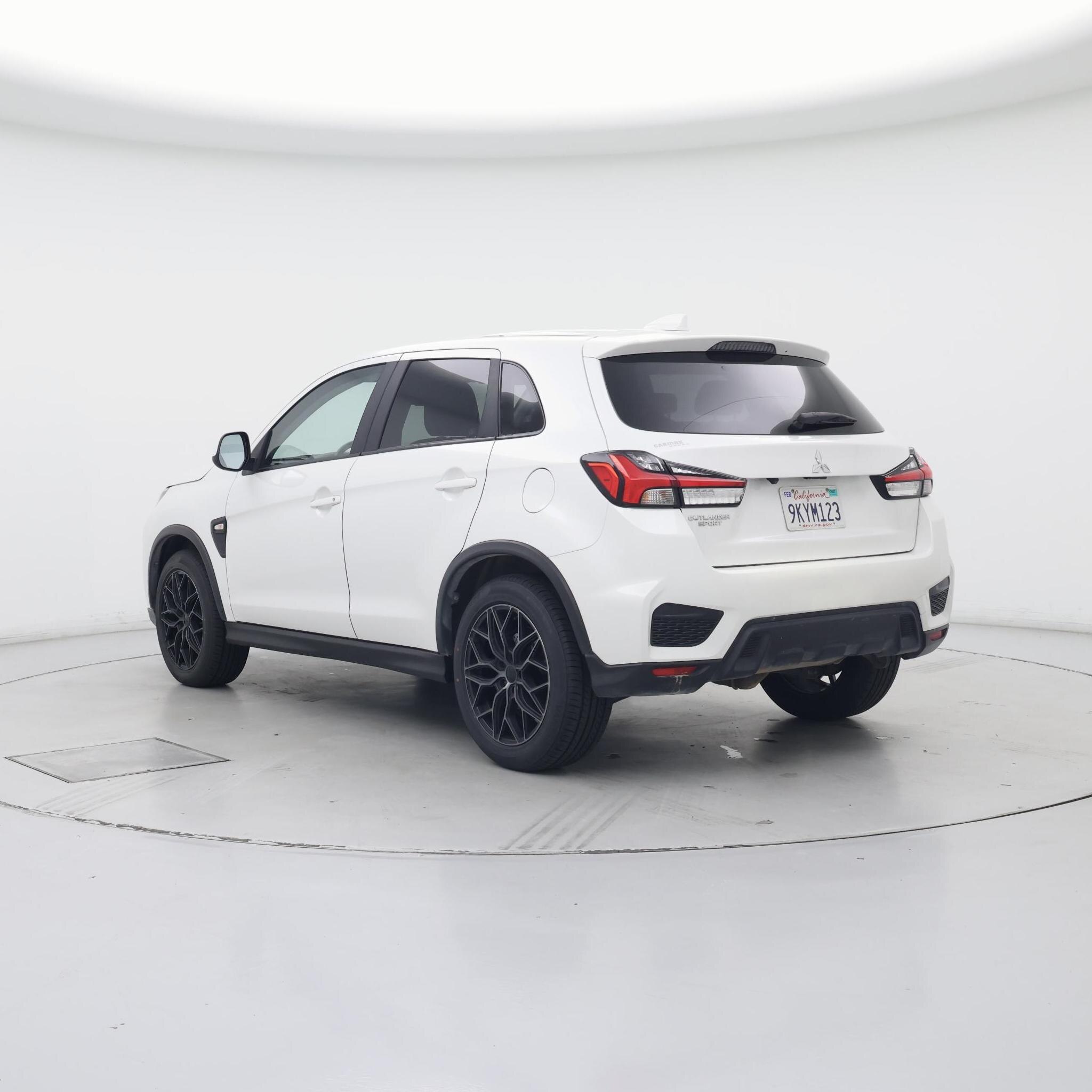 Thumbnail: 2021 Mitsubishi Outlander Sport - 2