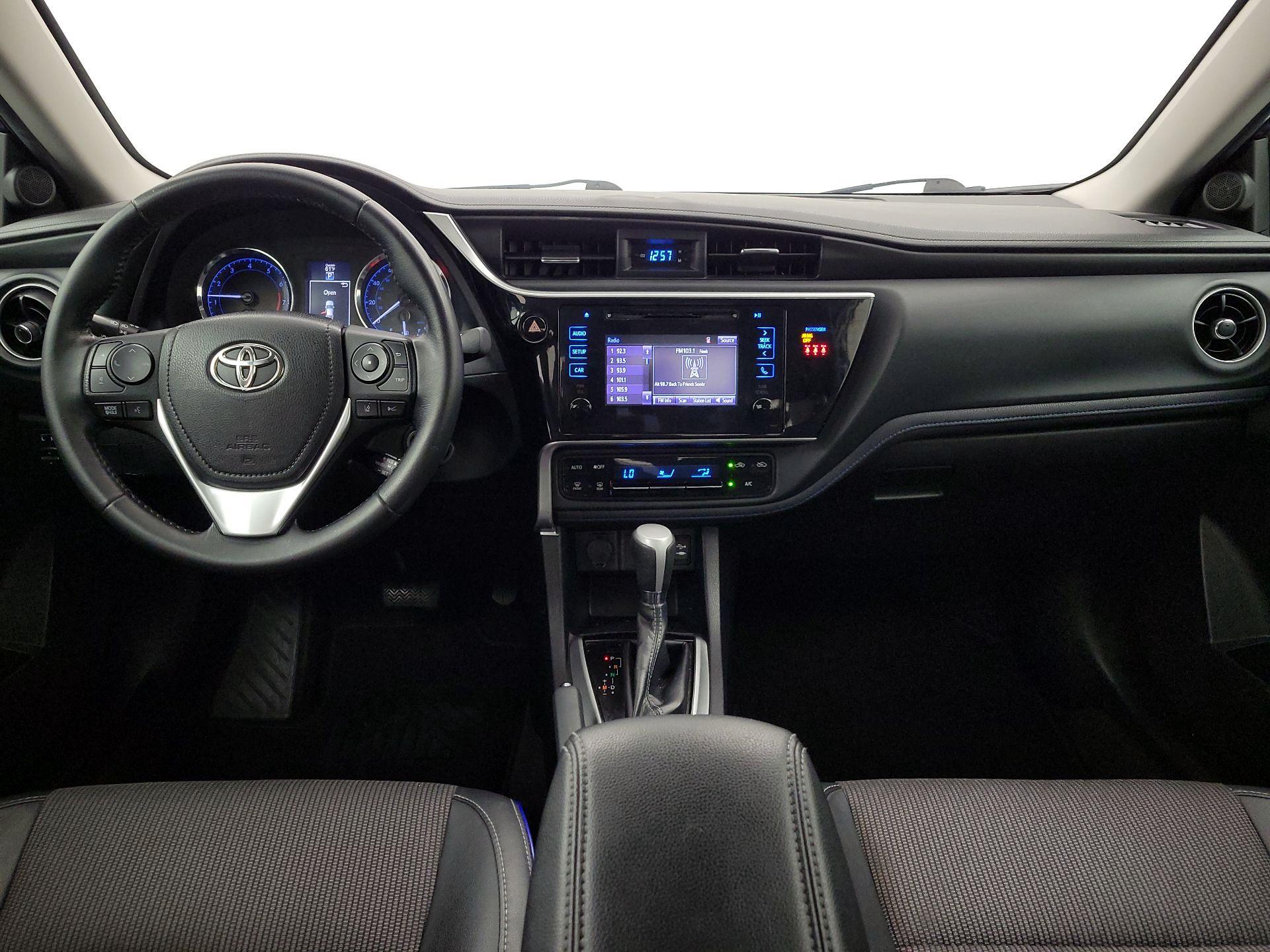 Thumbnail: 2019 Toyota Corolla - 9