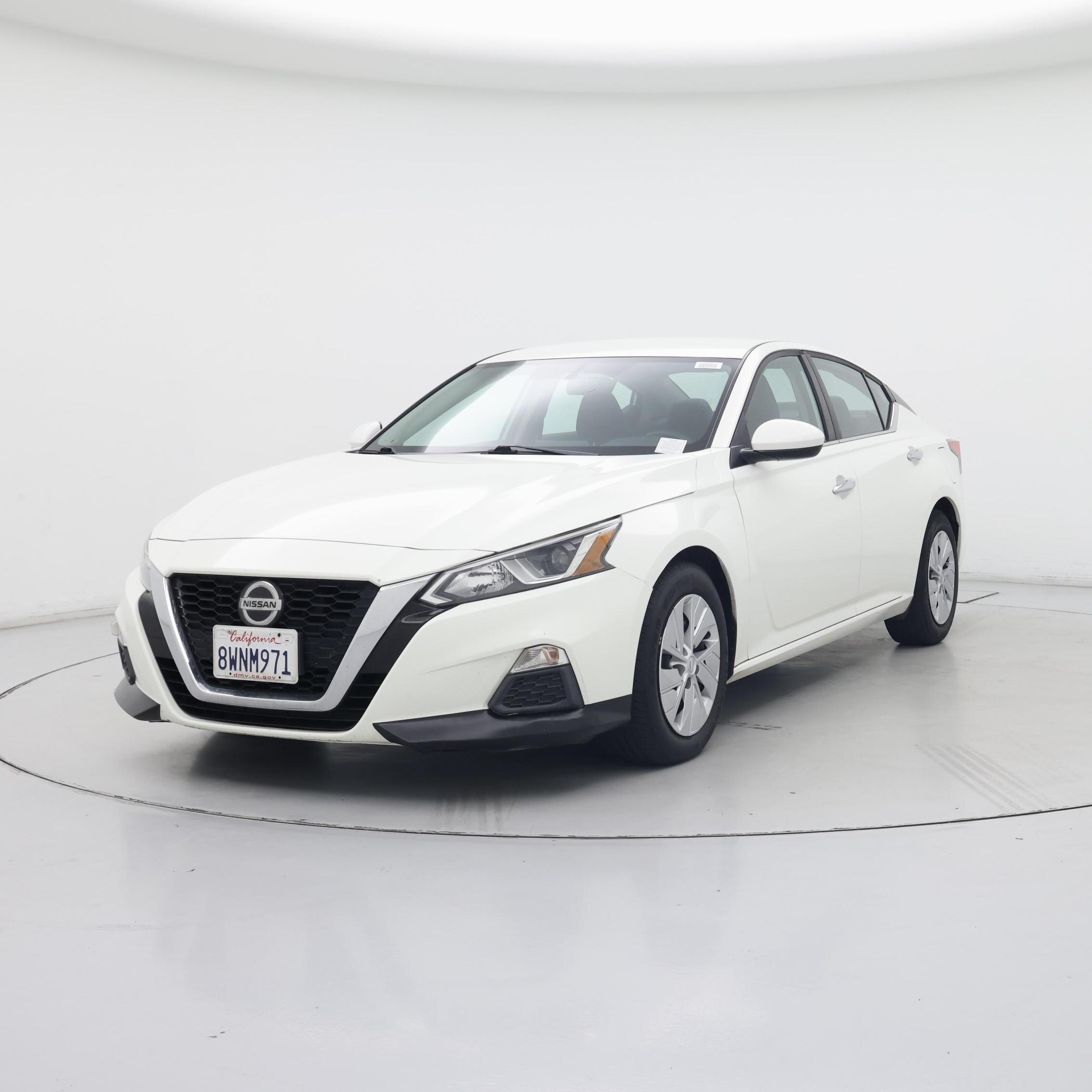 Thumbnail: 2020 Nissan Altima - 4