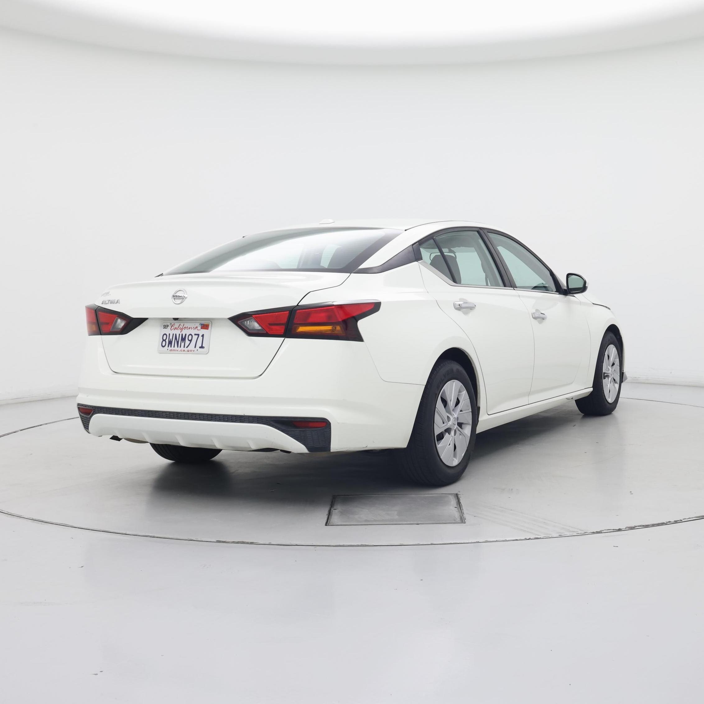 Thumbnail: 2020 Nissan Altima - 8