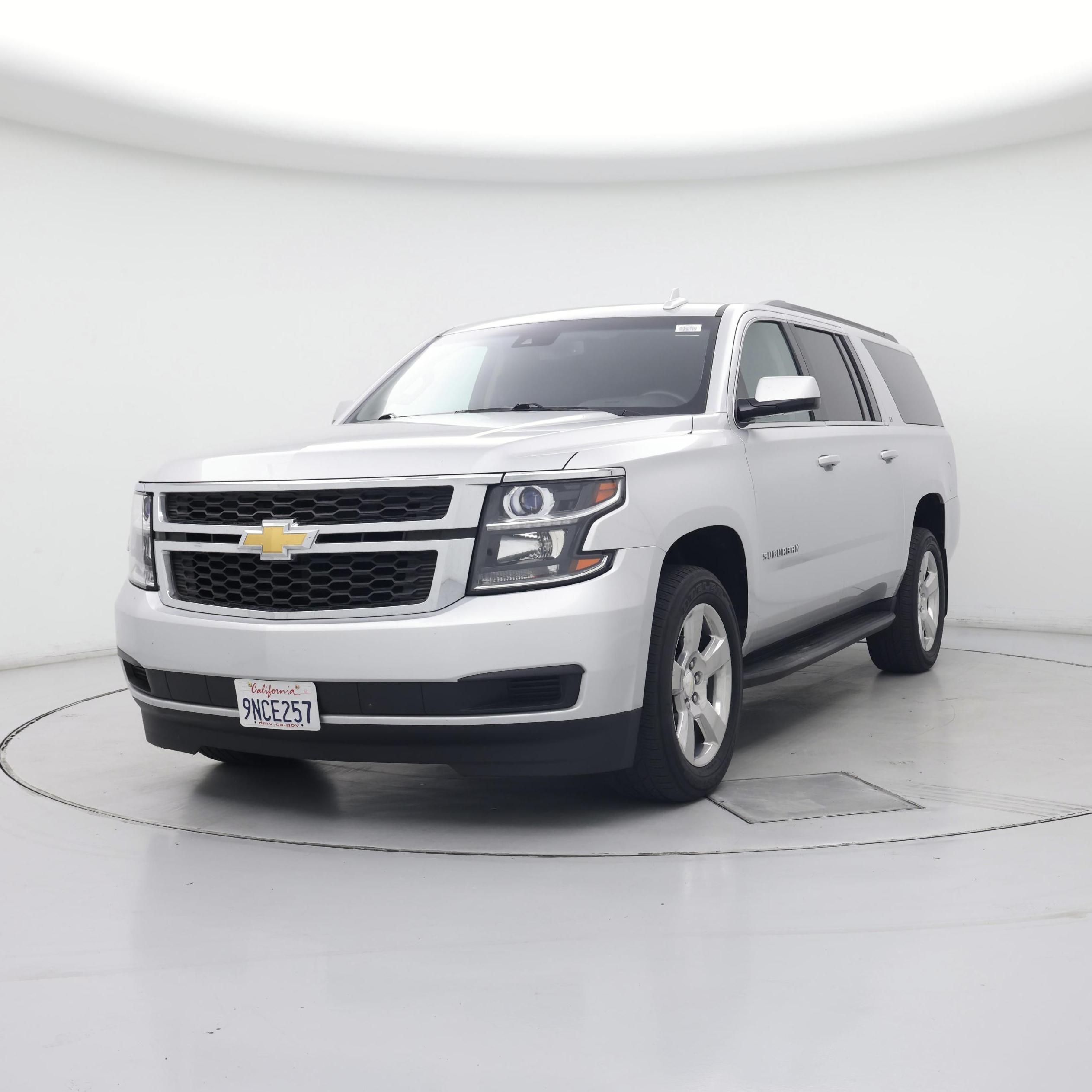 Thumbnail: 2017 Chevrolet Suburban - 4