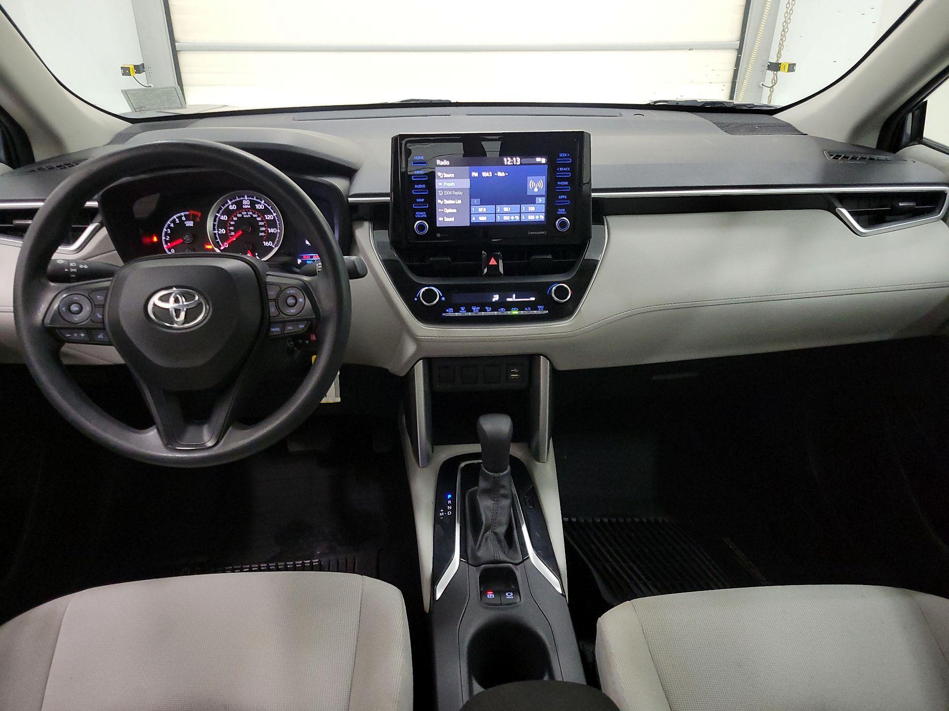 Thumbnail: 2022 Toyota Corolla Cross - 9