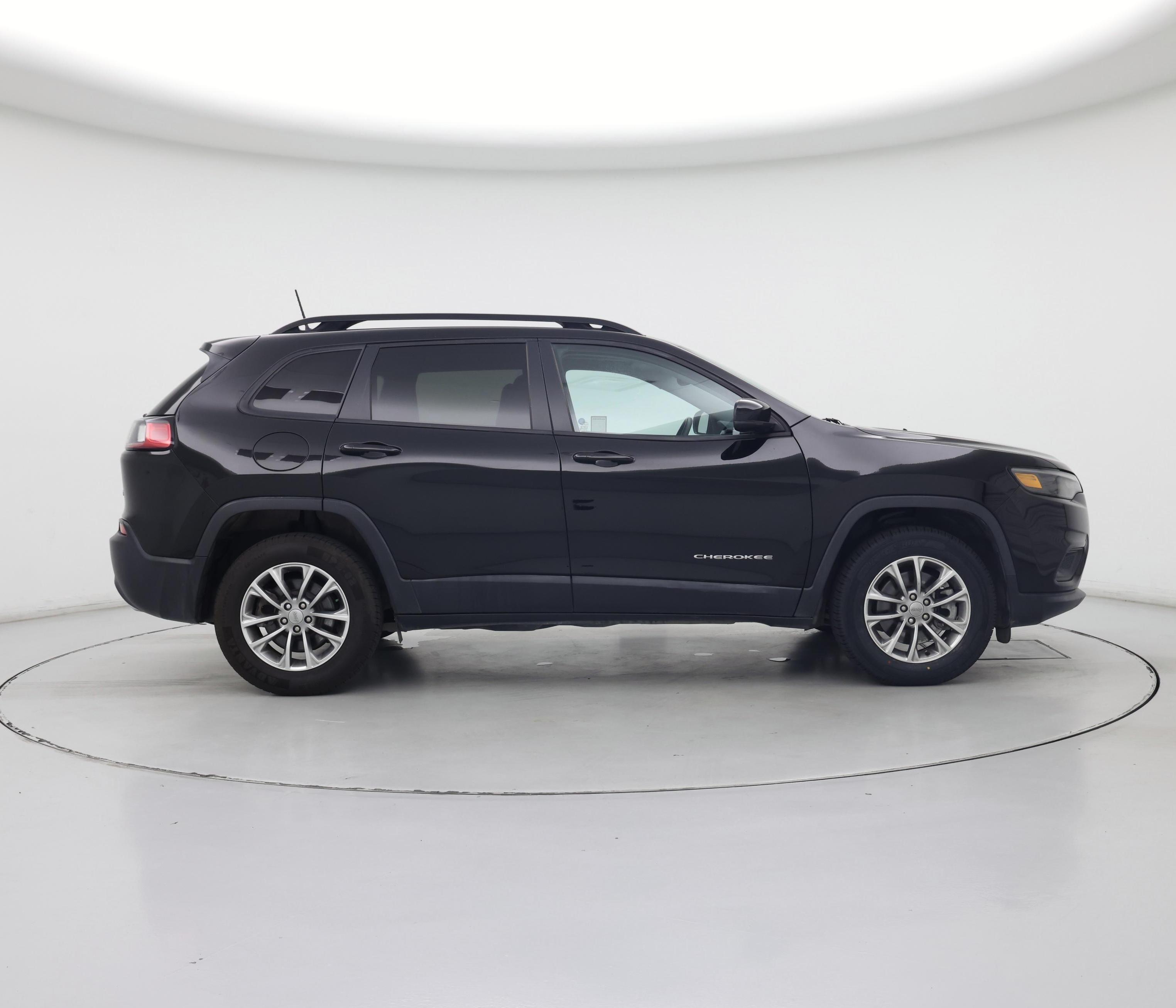 Thumbnail: 2022 Jeep Cherokee - 7