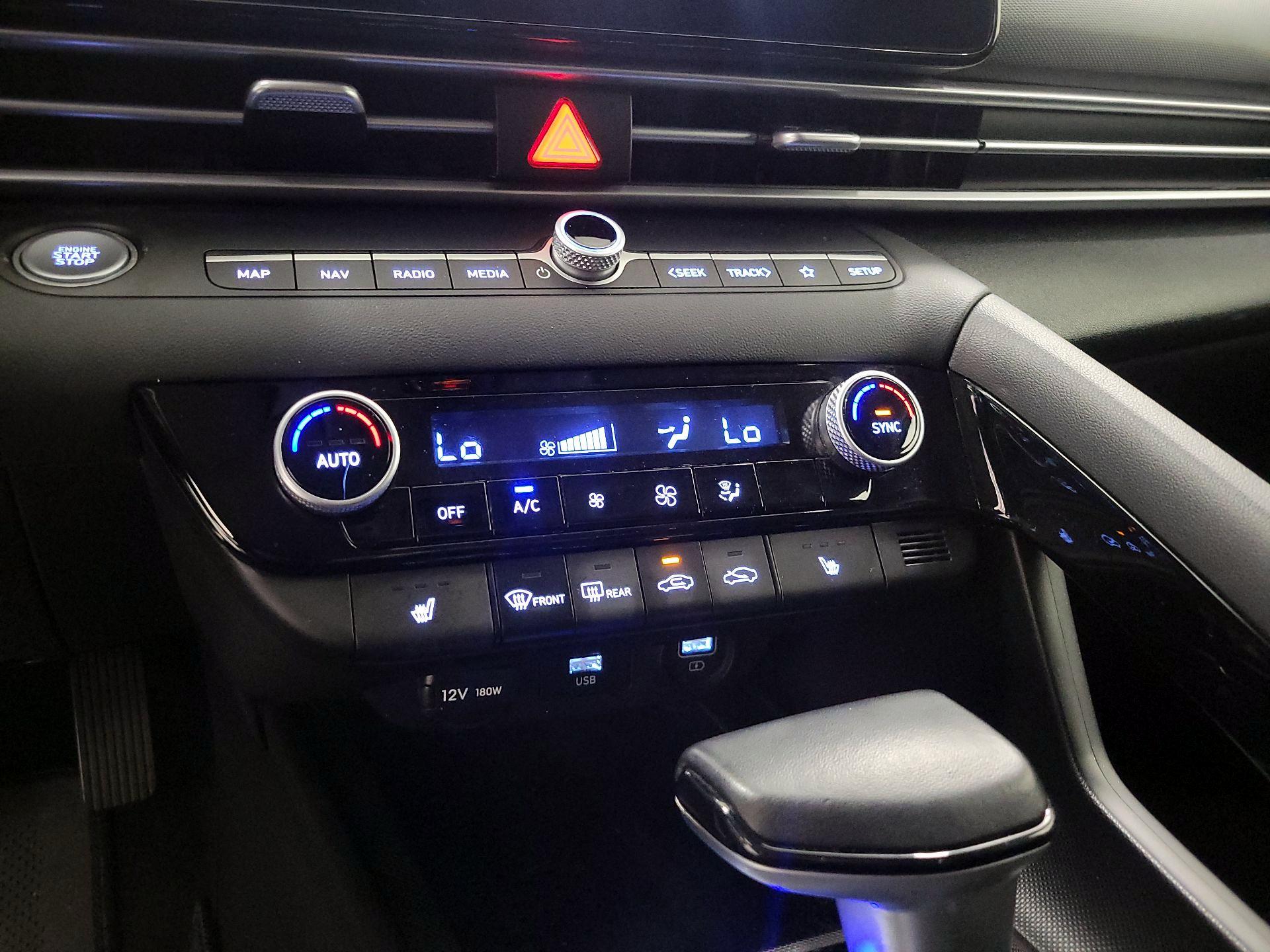 Thumbnail: 2023 Hyundai Elantra - 17