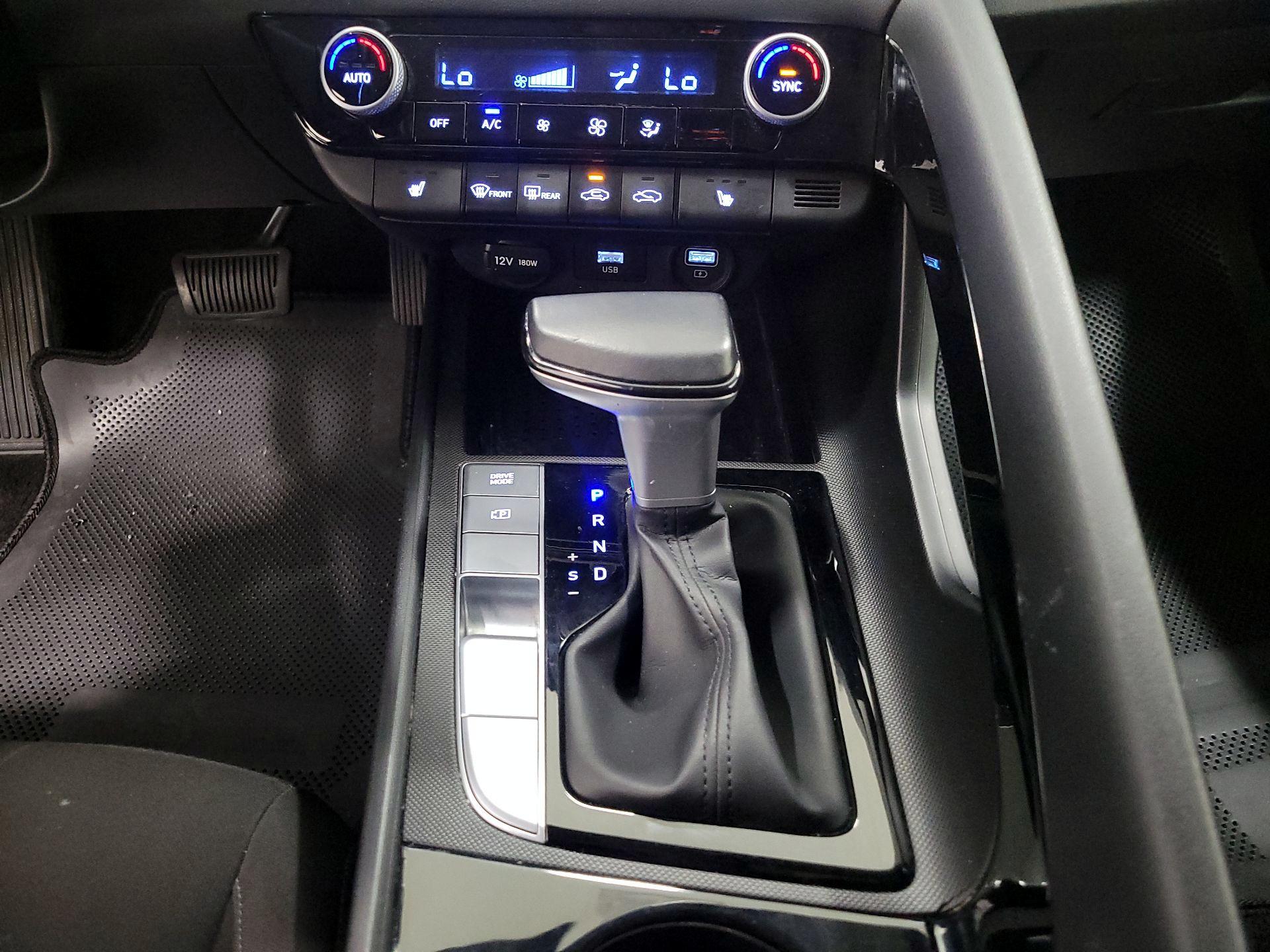 Thumbnail: 2023 Hyundai Elantra - 18
