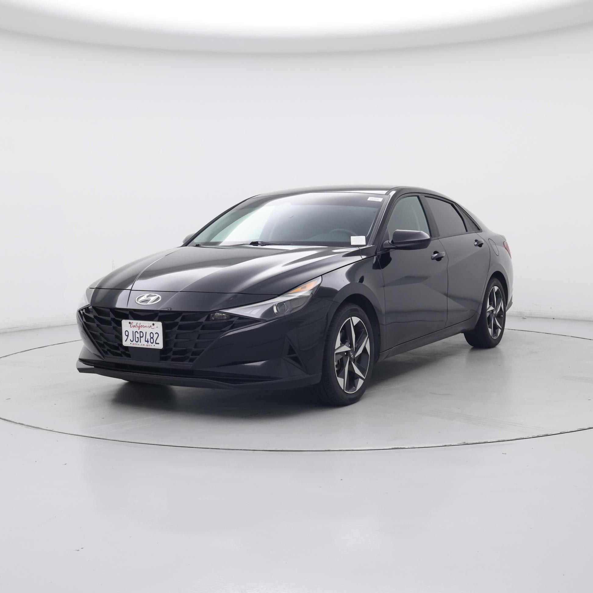 Thumbnail: 2023 Hyundai Elantra - 4