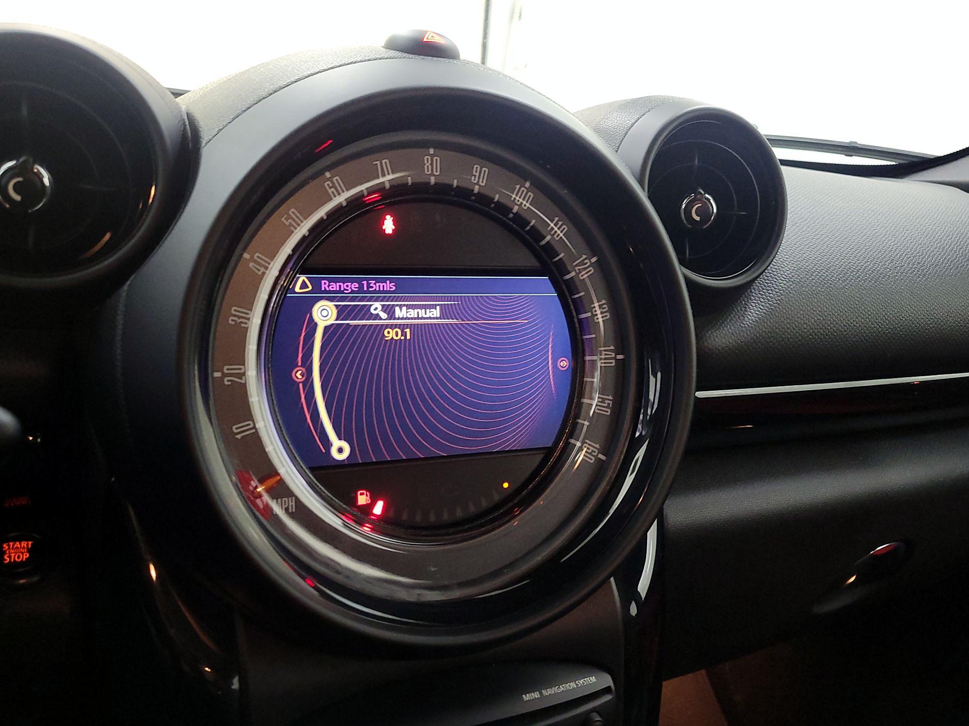 Thumbnail: 2016 MINI Cooper Countryman - 13