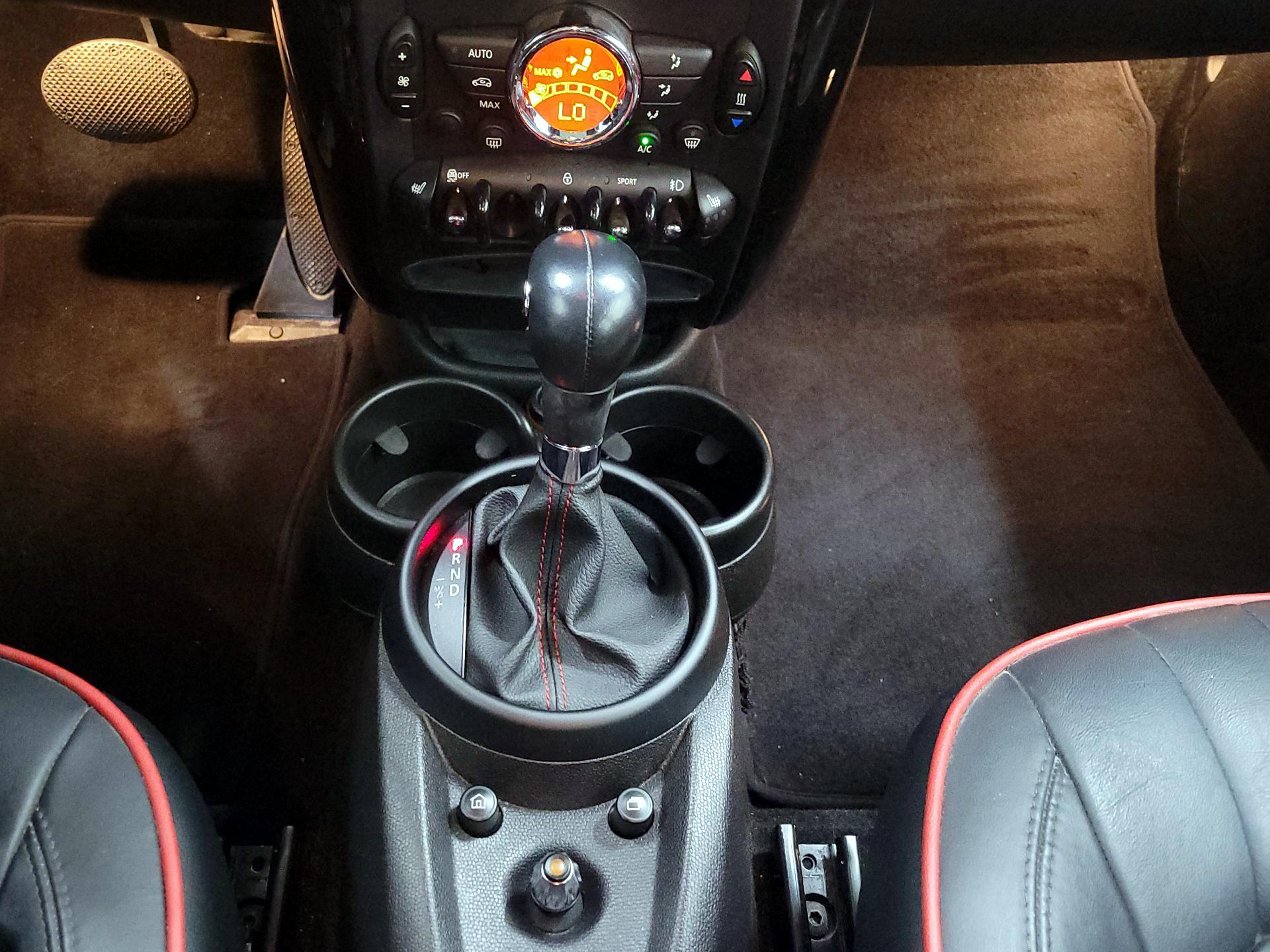 Thumbnail: 2016 MINI Cooper Countryman - 15