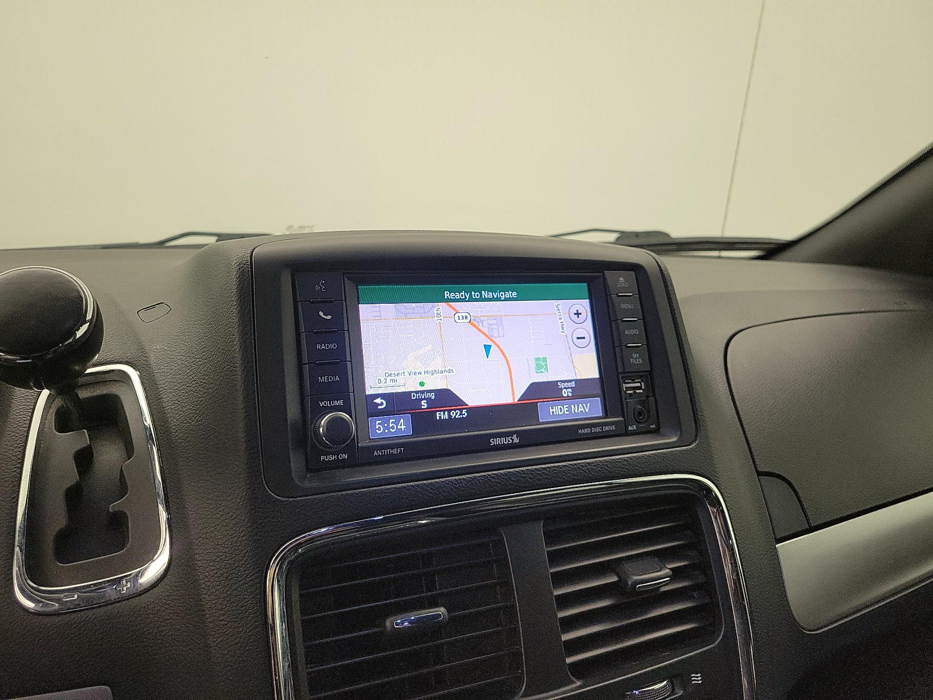 Thumbnail: 2020 Dodge Grand Caravan - 14