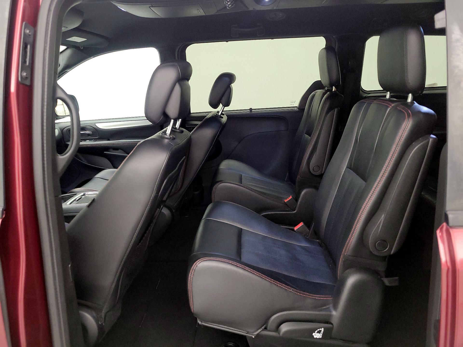 Thumbnail: 2020 Dodge Grand Caravan - 20