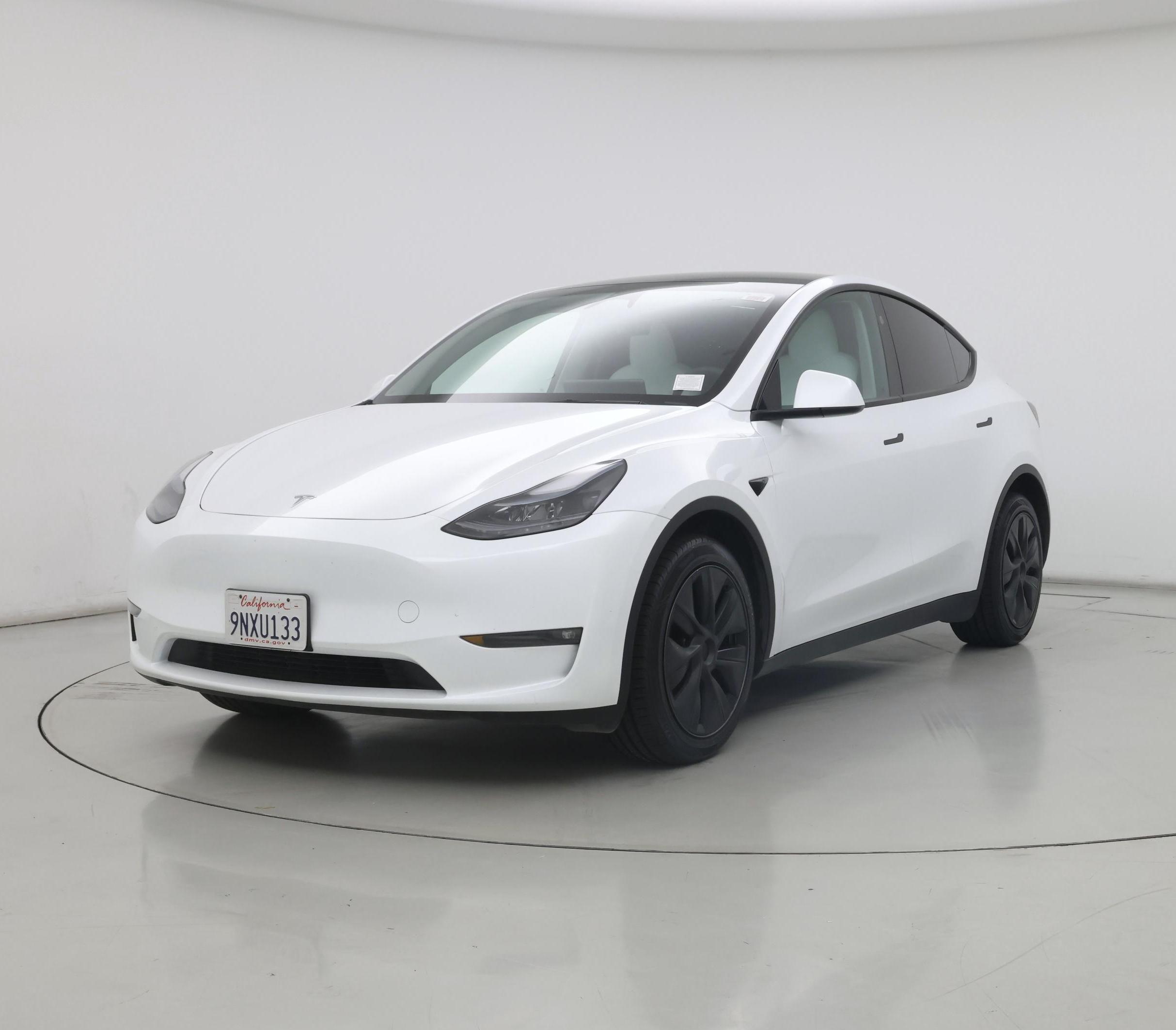 Thumbnail: 2024 Tesla Model Y - 4