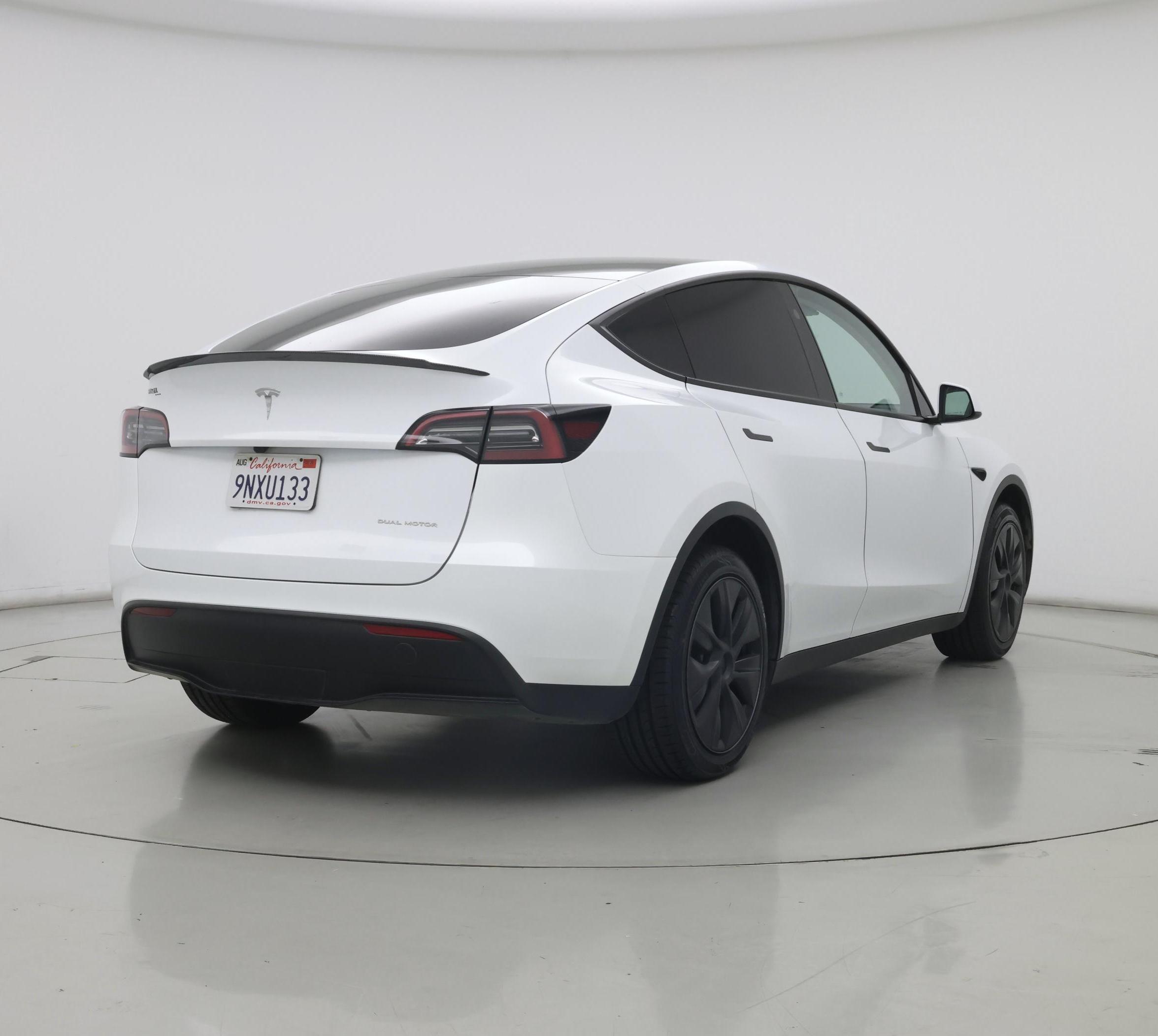 Thumbnail: 2024 Tesla Model Y - 8