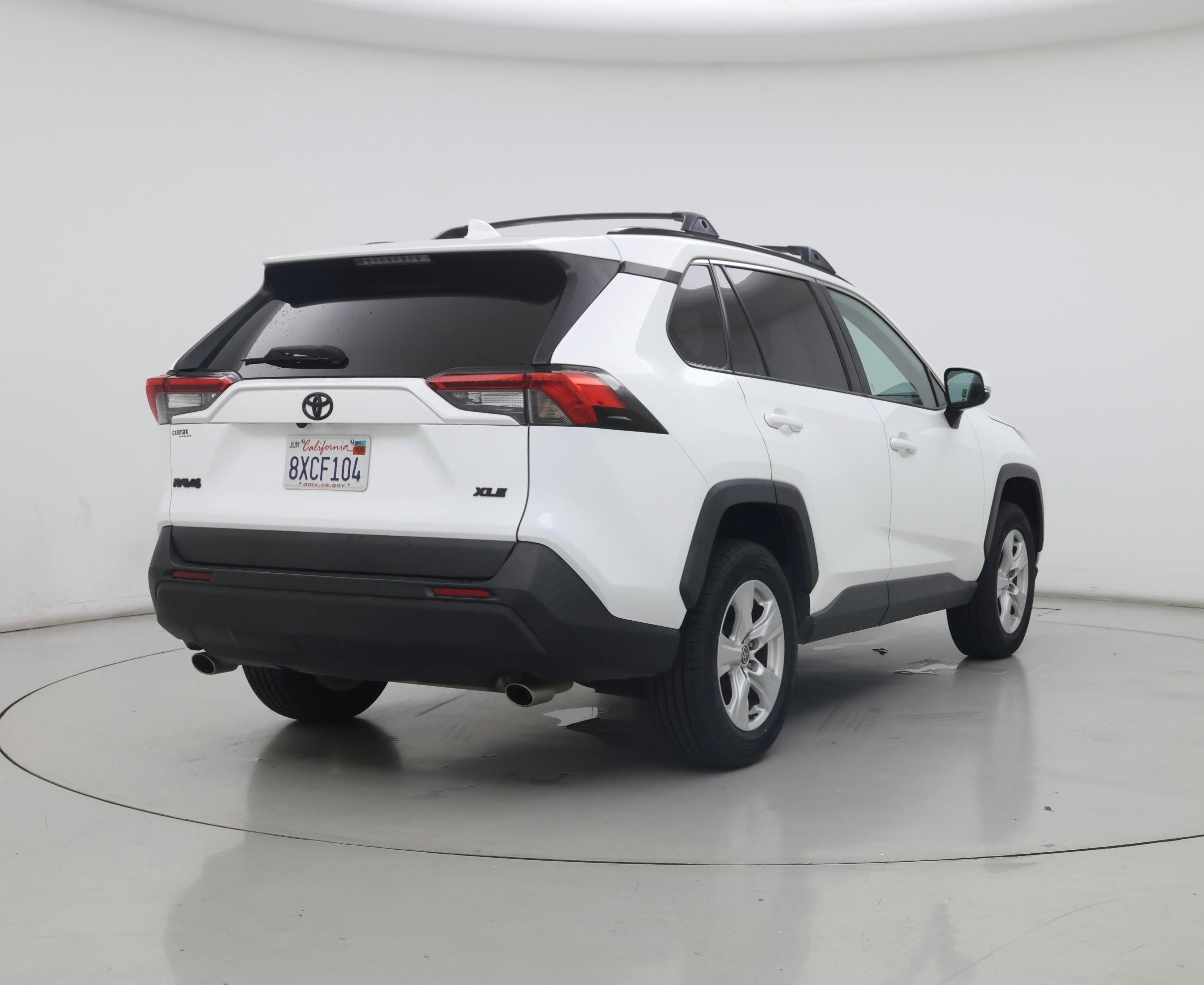Thumbnail: 2021 Toyota RAV4 - 8