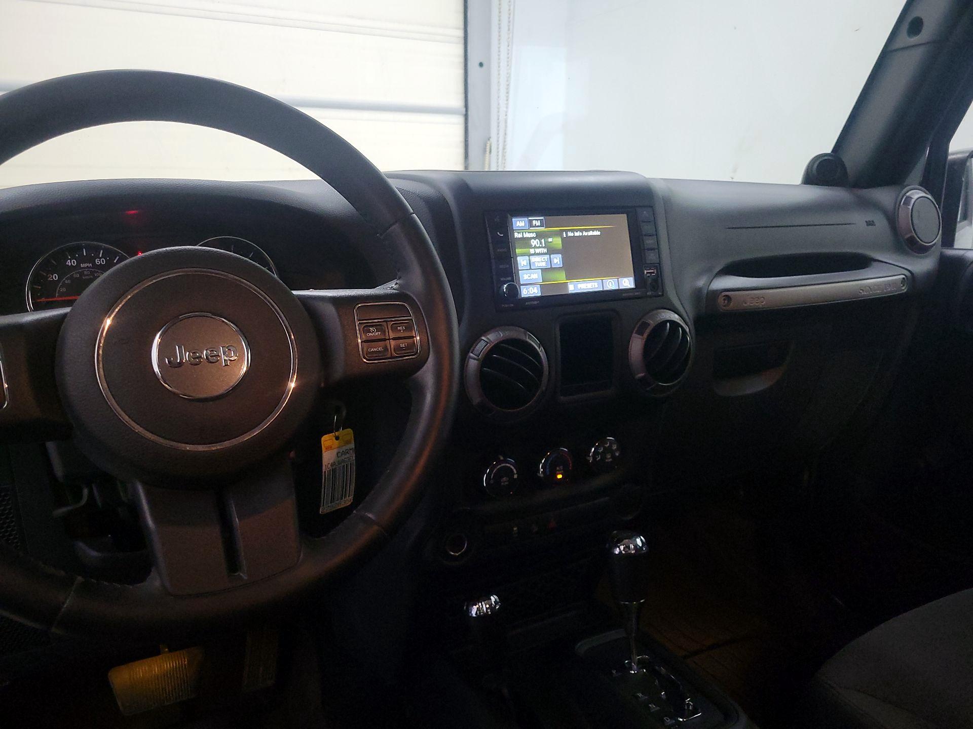 Thumbnail: 2014 Jeep Wrangler - 9
