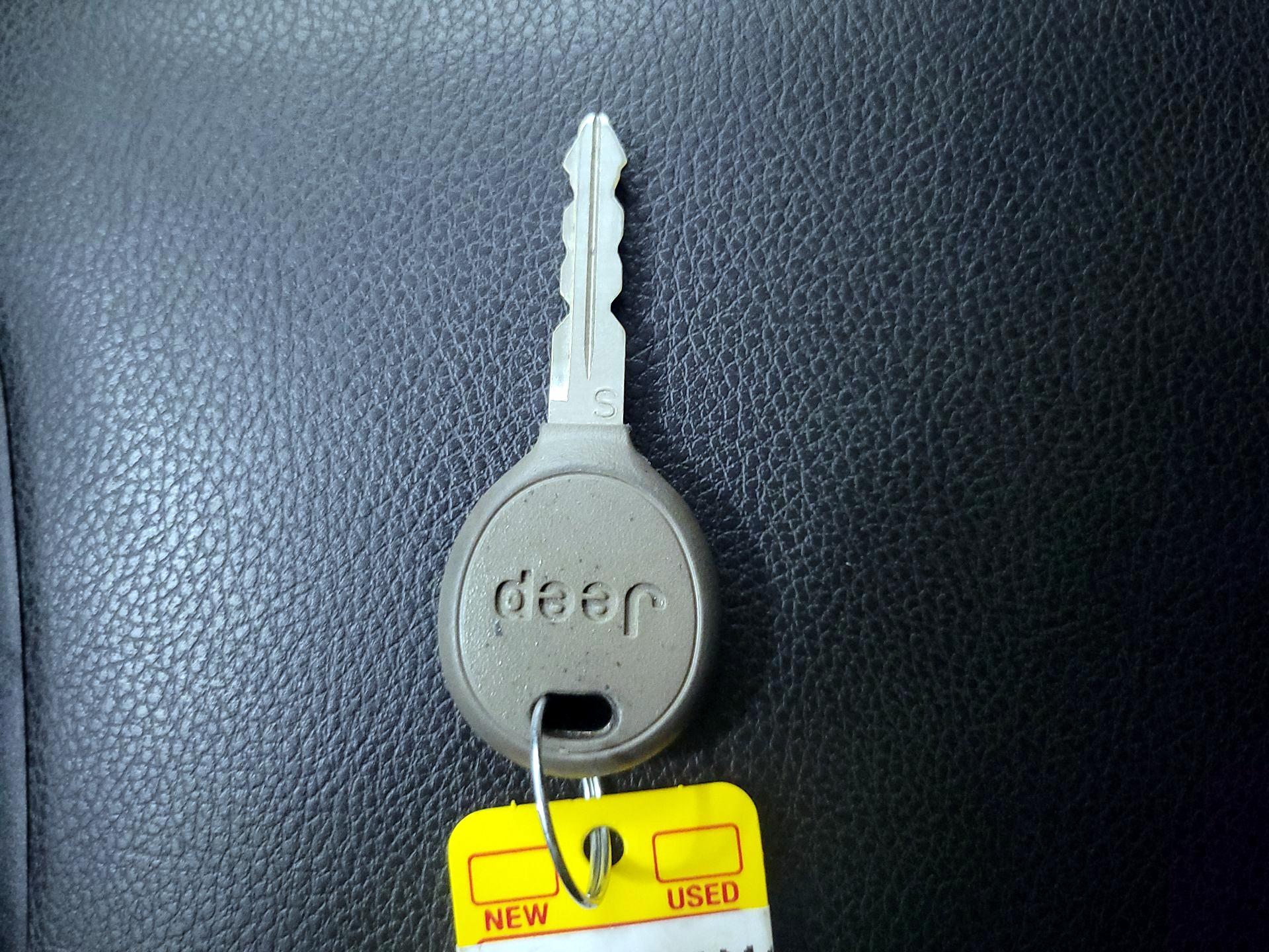 Thumbnail: 2014 Jeep Wrangler - 19