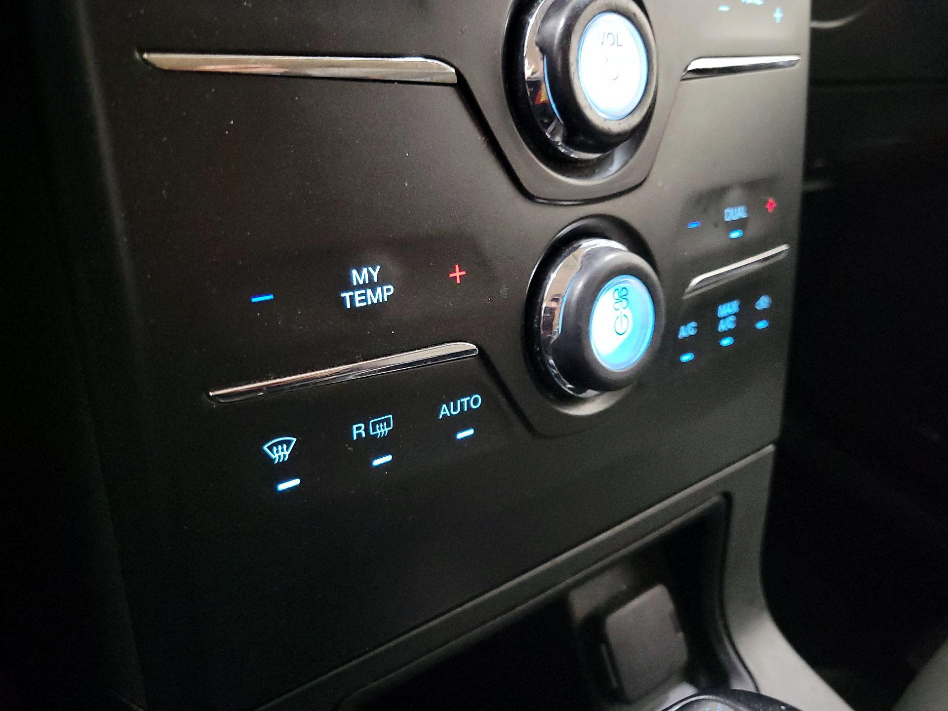 Thumbnail: 2019 Ford Flex - 16