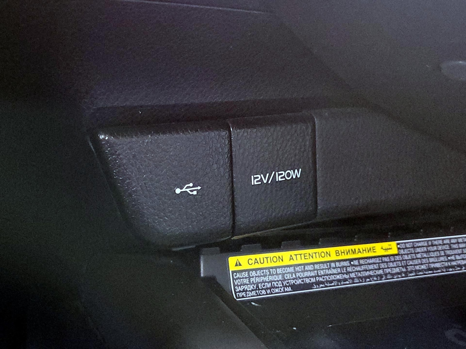 2021 Toyota Camry XSE - Photo 19