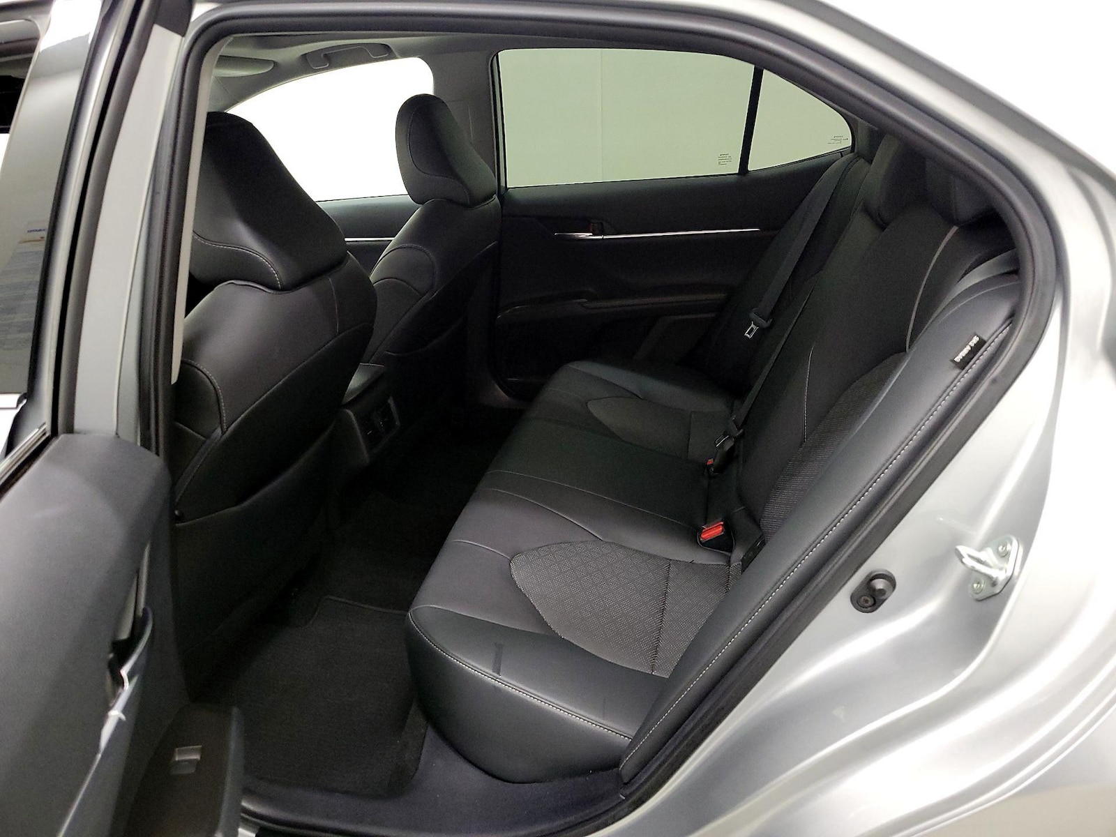 2021 Toyota Camry XSE - Photo 20