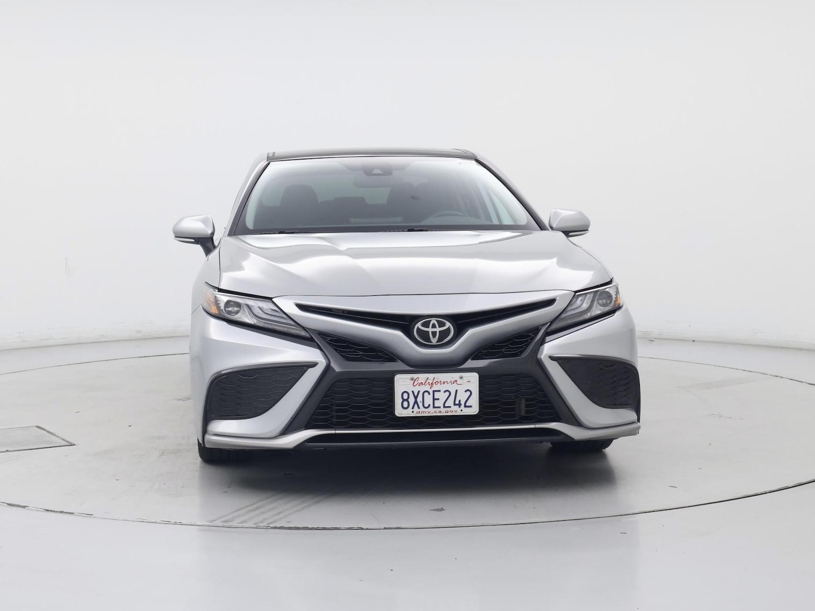 2021 Toyota Camry XSE - Photo 6