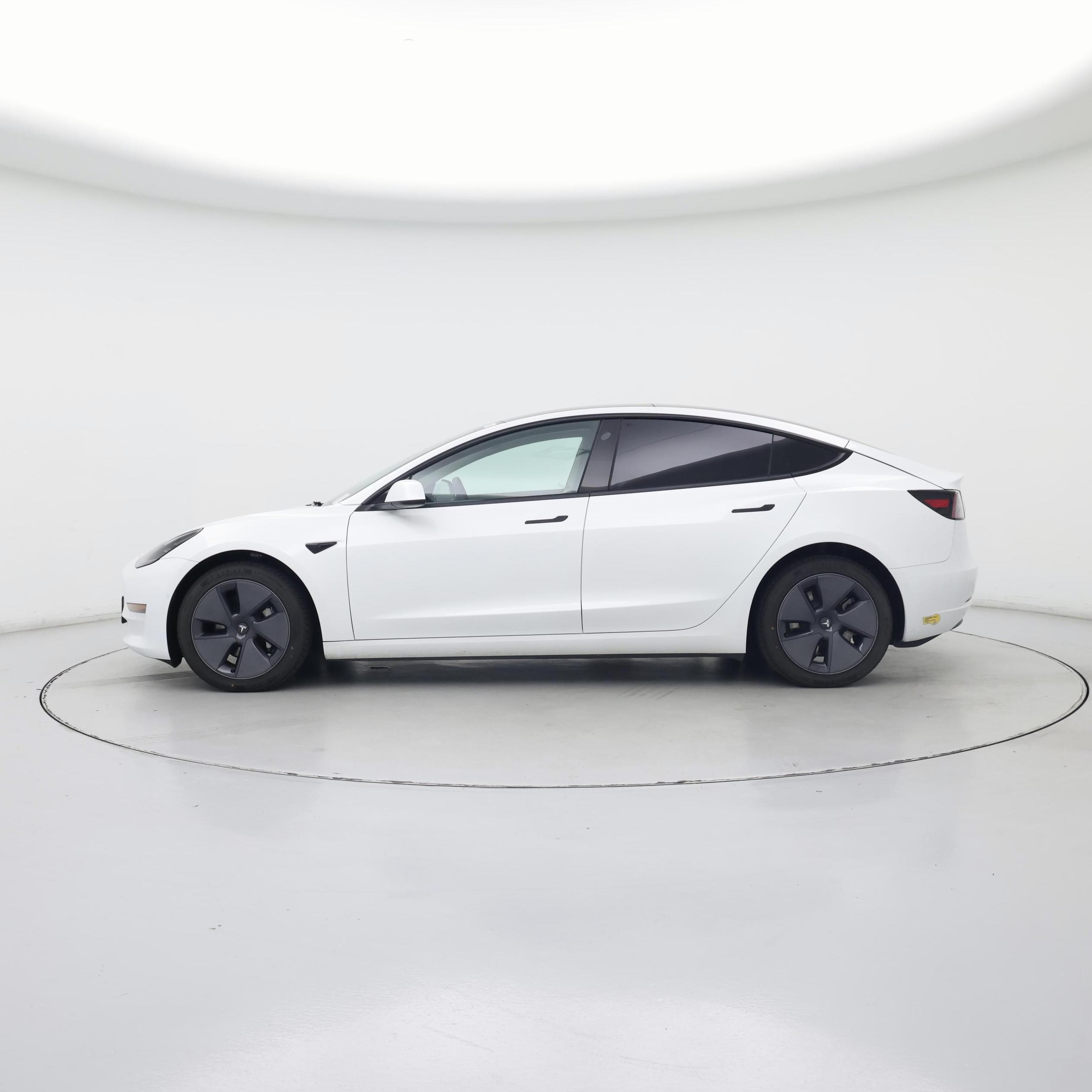 Thumbnail: 2022 Tesla Model 3 - 3