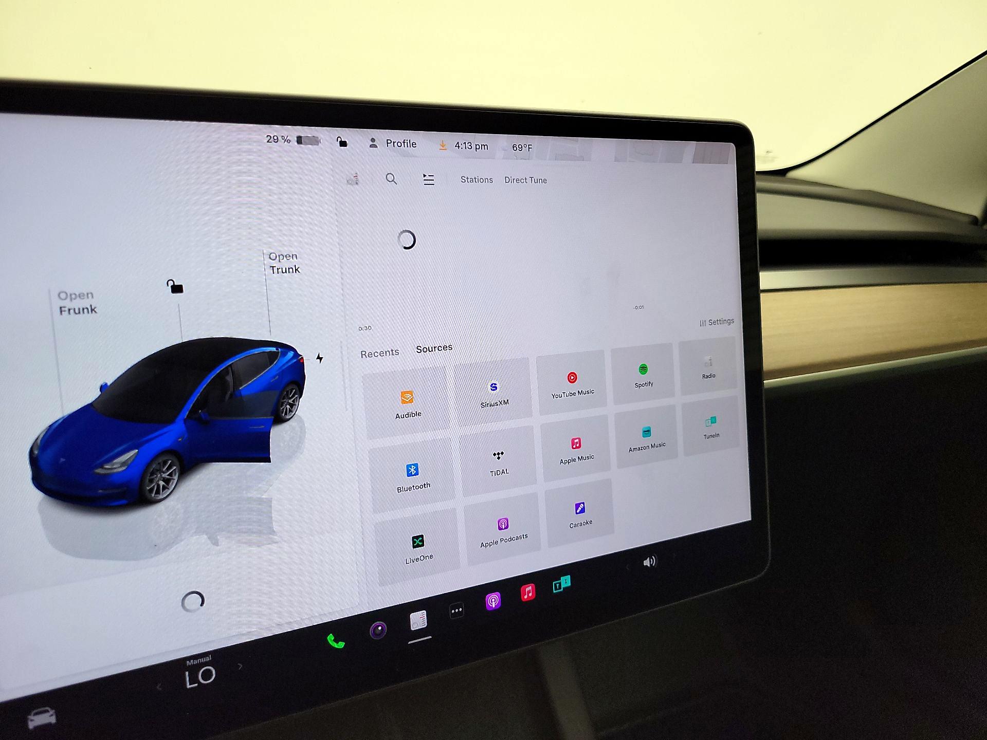 Thumbnail: 2022 Tesla Model 3 - 15