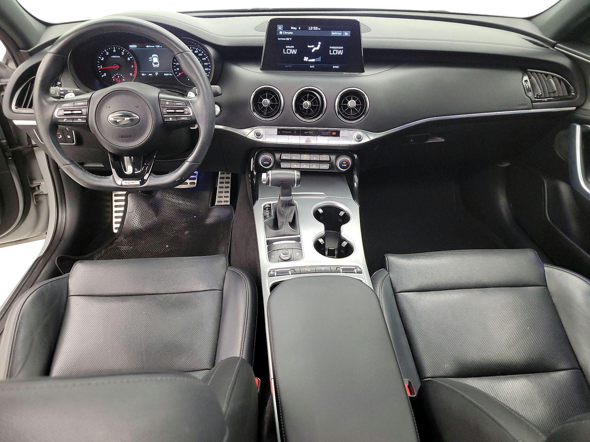 Thumbnail: 2019 Kia Stinger - 9