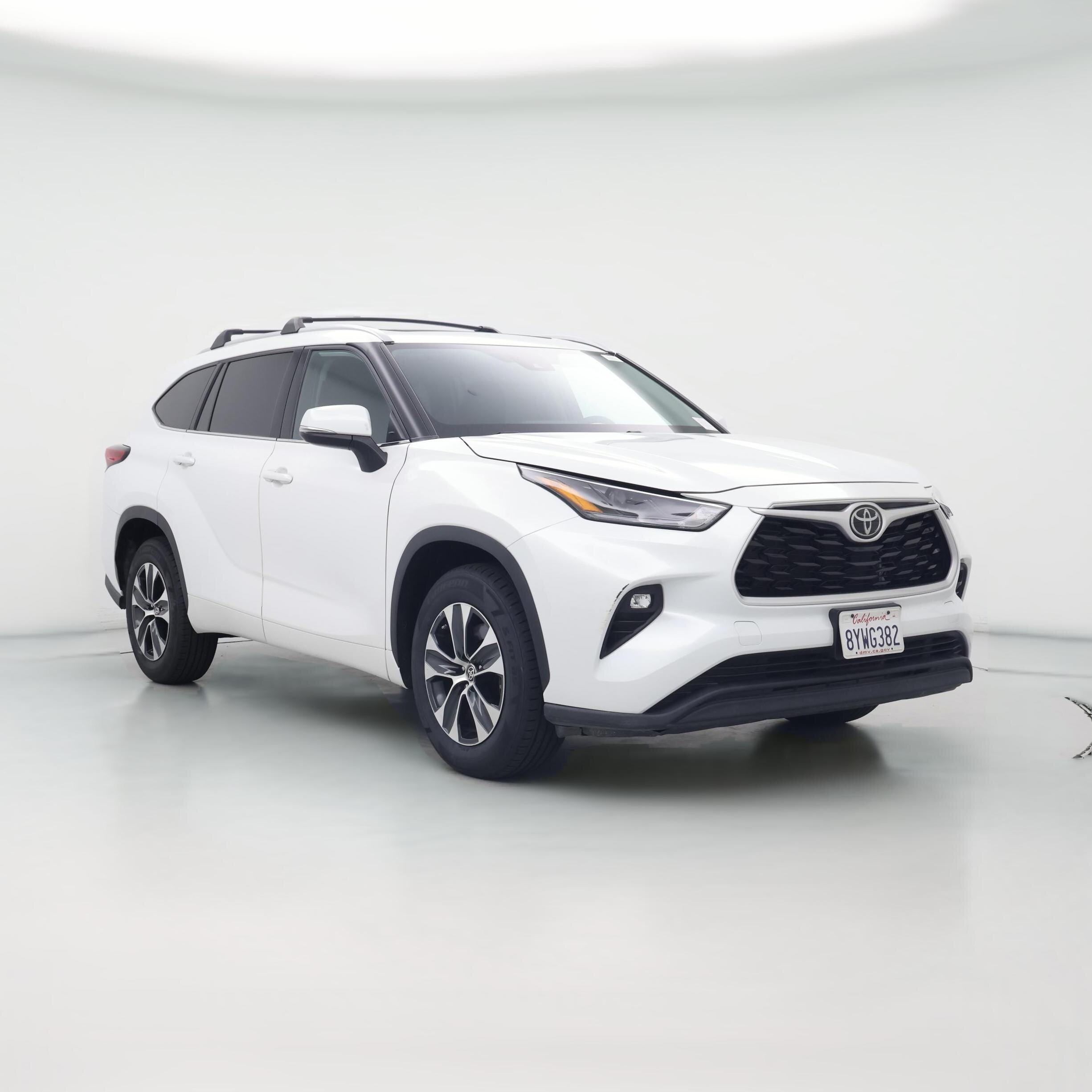 Thumbnail: 2022 Toyota Highlander - 1