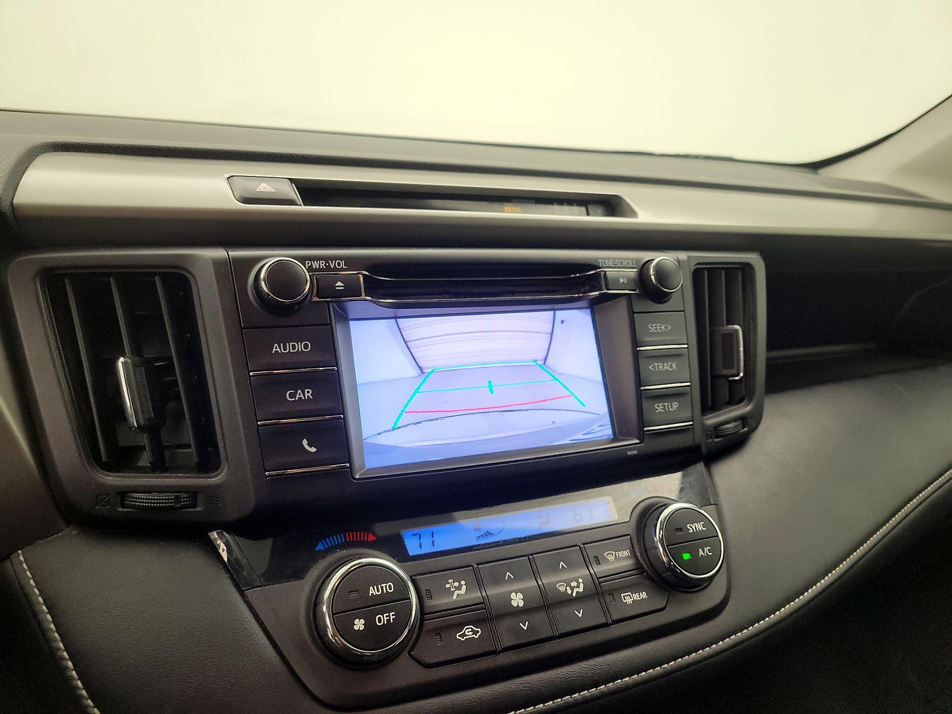 Thumbnail: 2018 Toyota RAV4 - 14