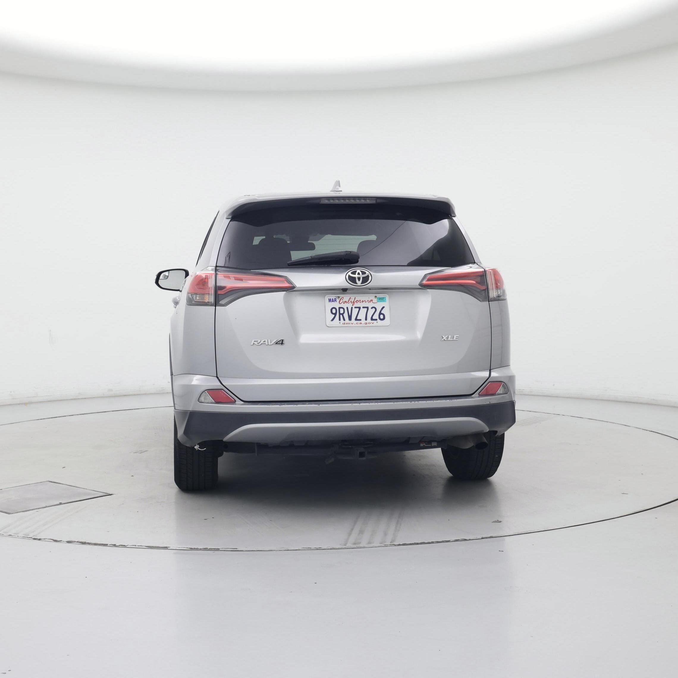 Thumbnail: 2018 Toyota RAV4 - 6