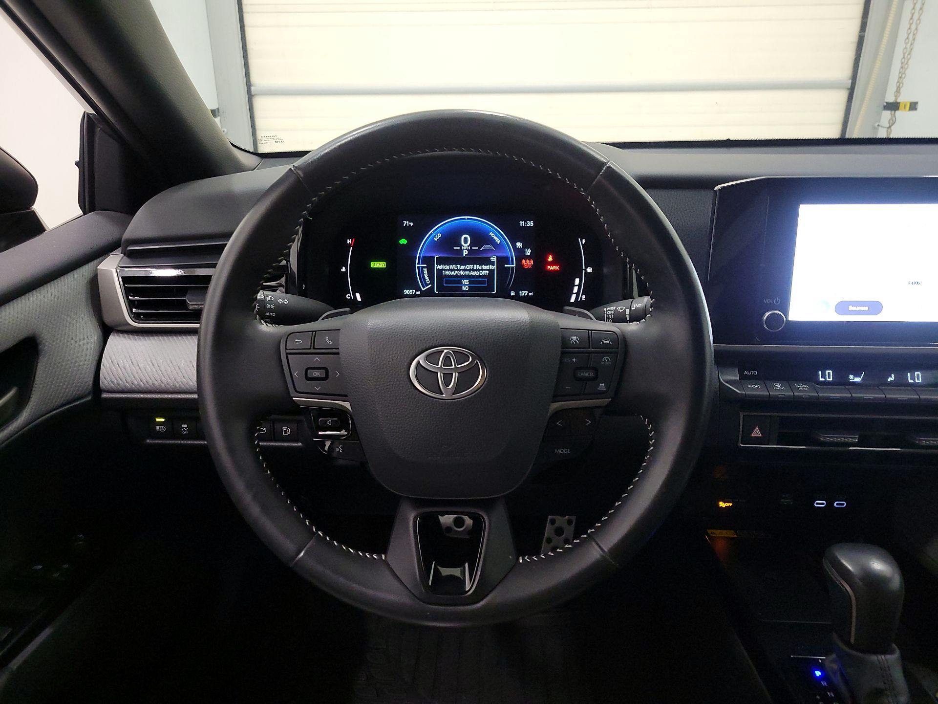 Thumbnail: 2025 Toyota Camry - 10