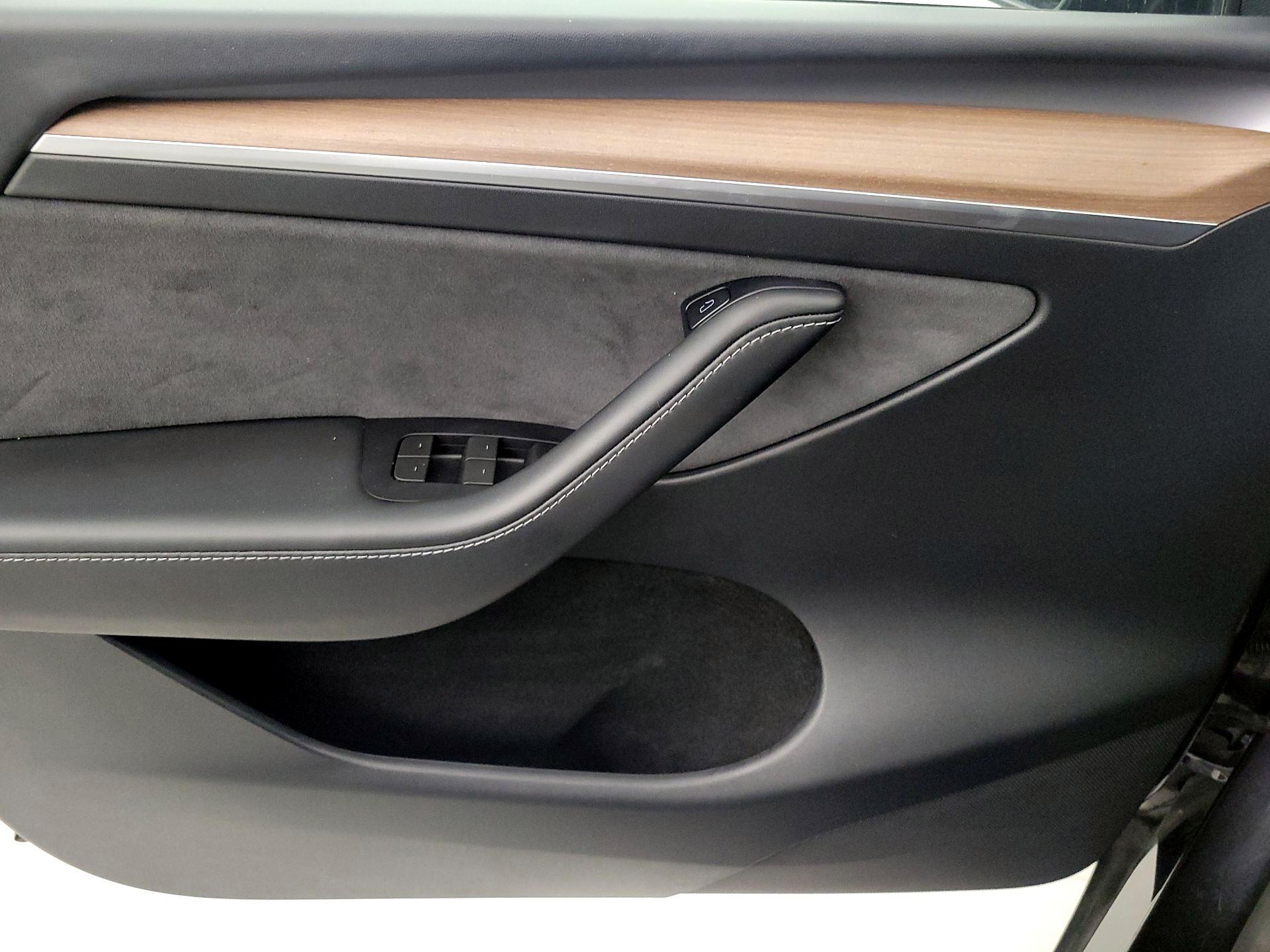Thumbnail: 2024 Tesla Model Y - 12