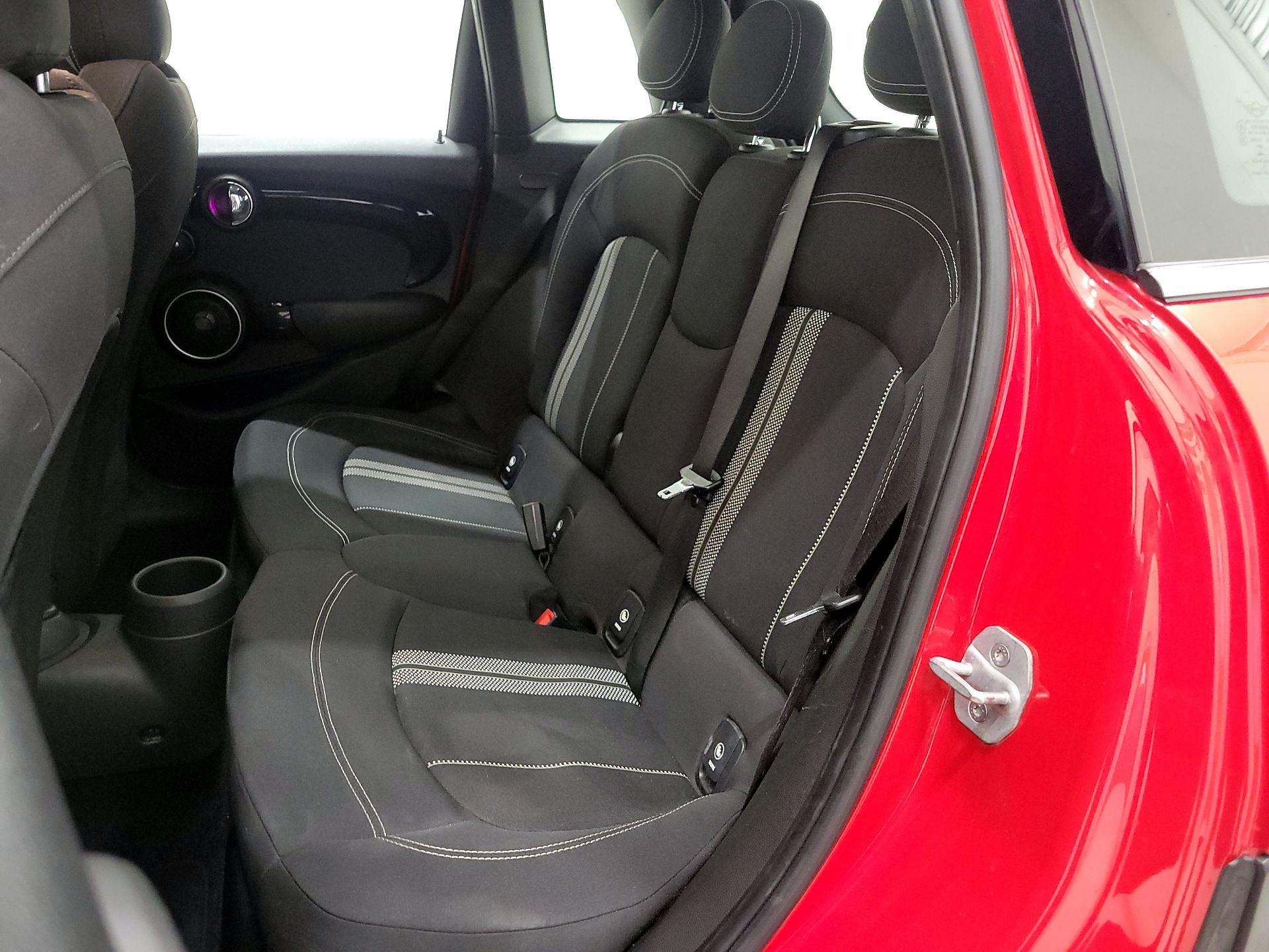 Thumbnail: 2015 MINI Cooper Hardtop - 18